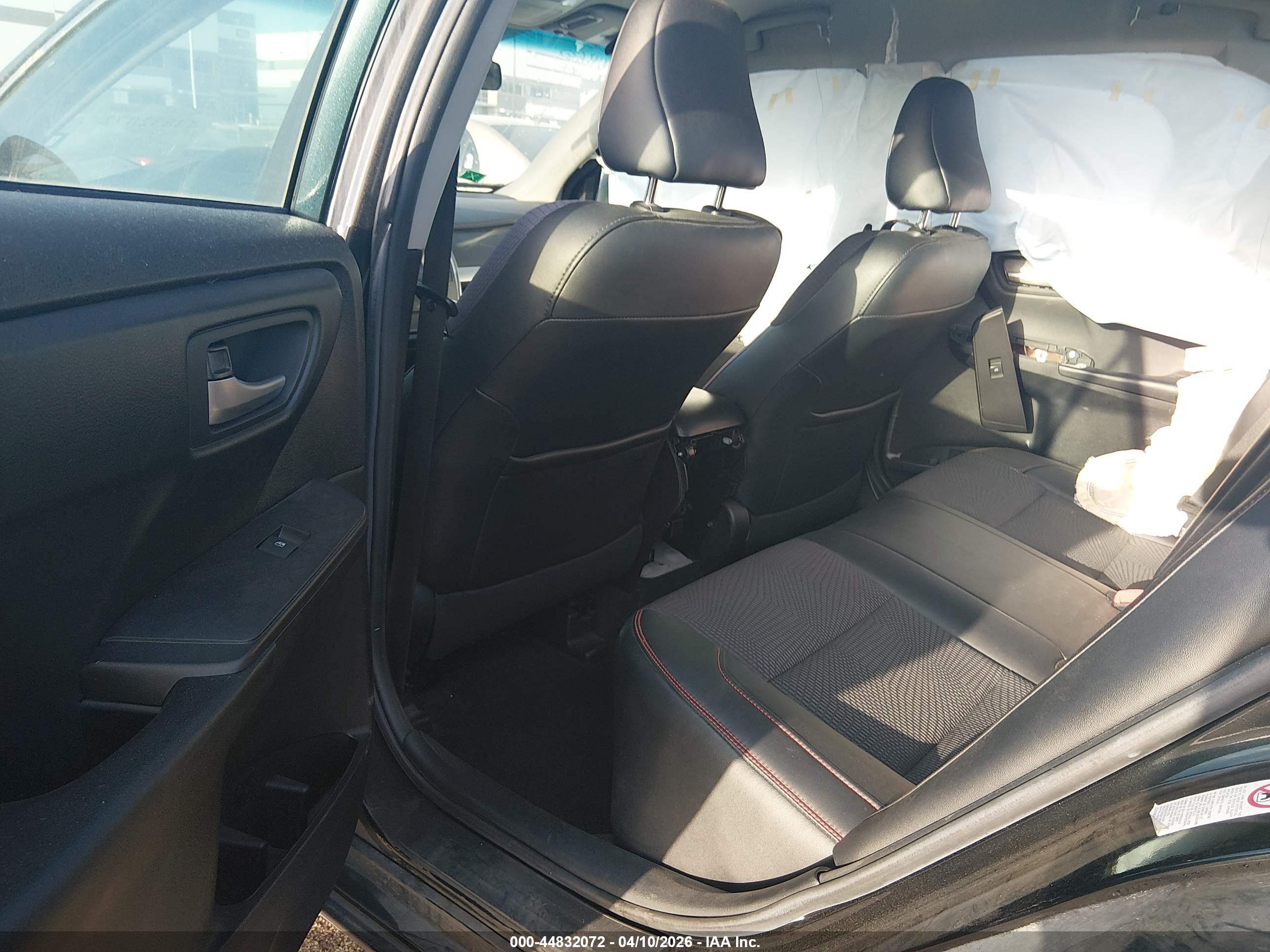 TOYOTA CAMRY image 8