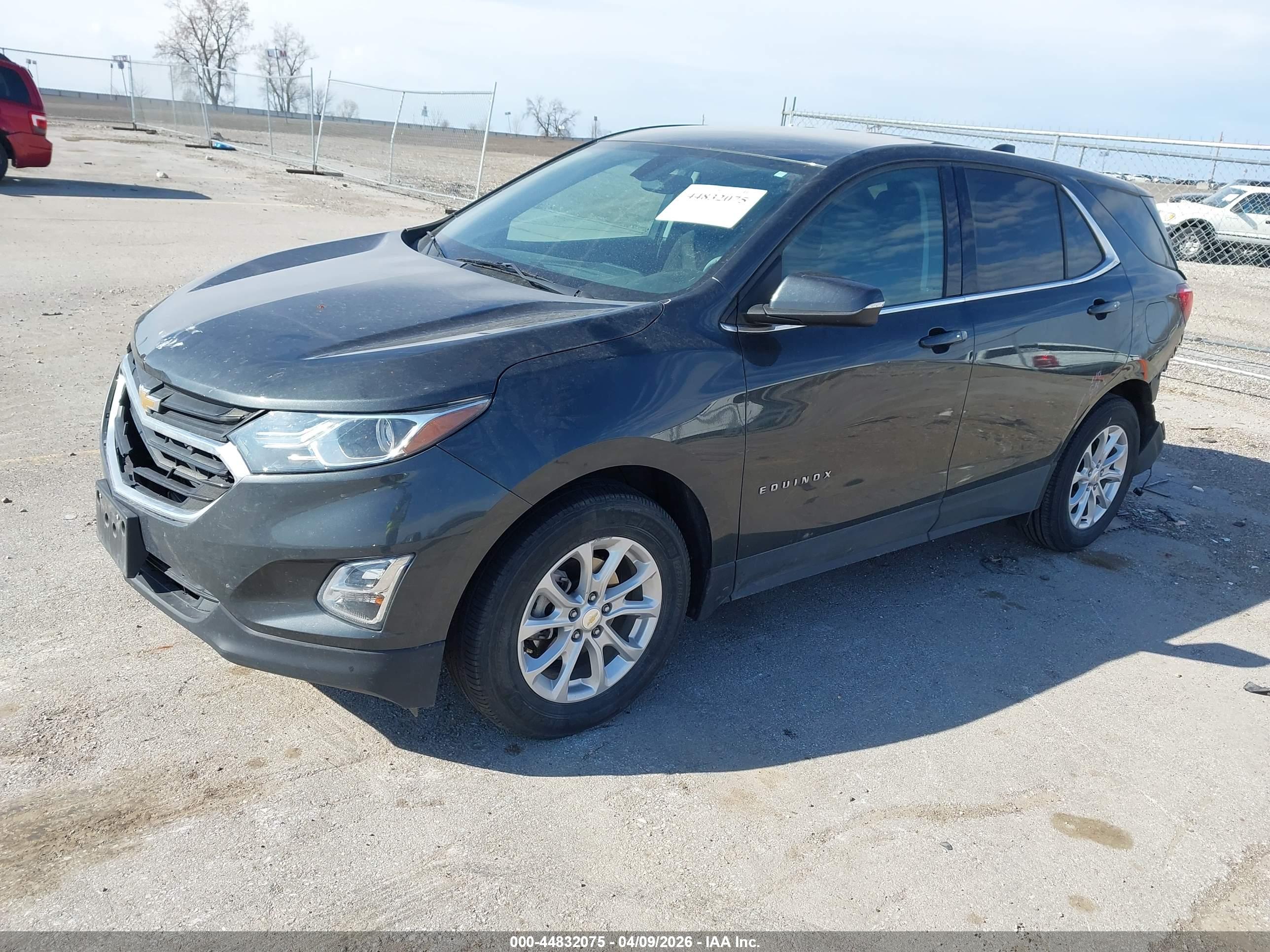 CHEVROLET EQUINOX image 2