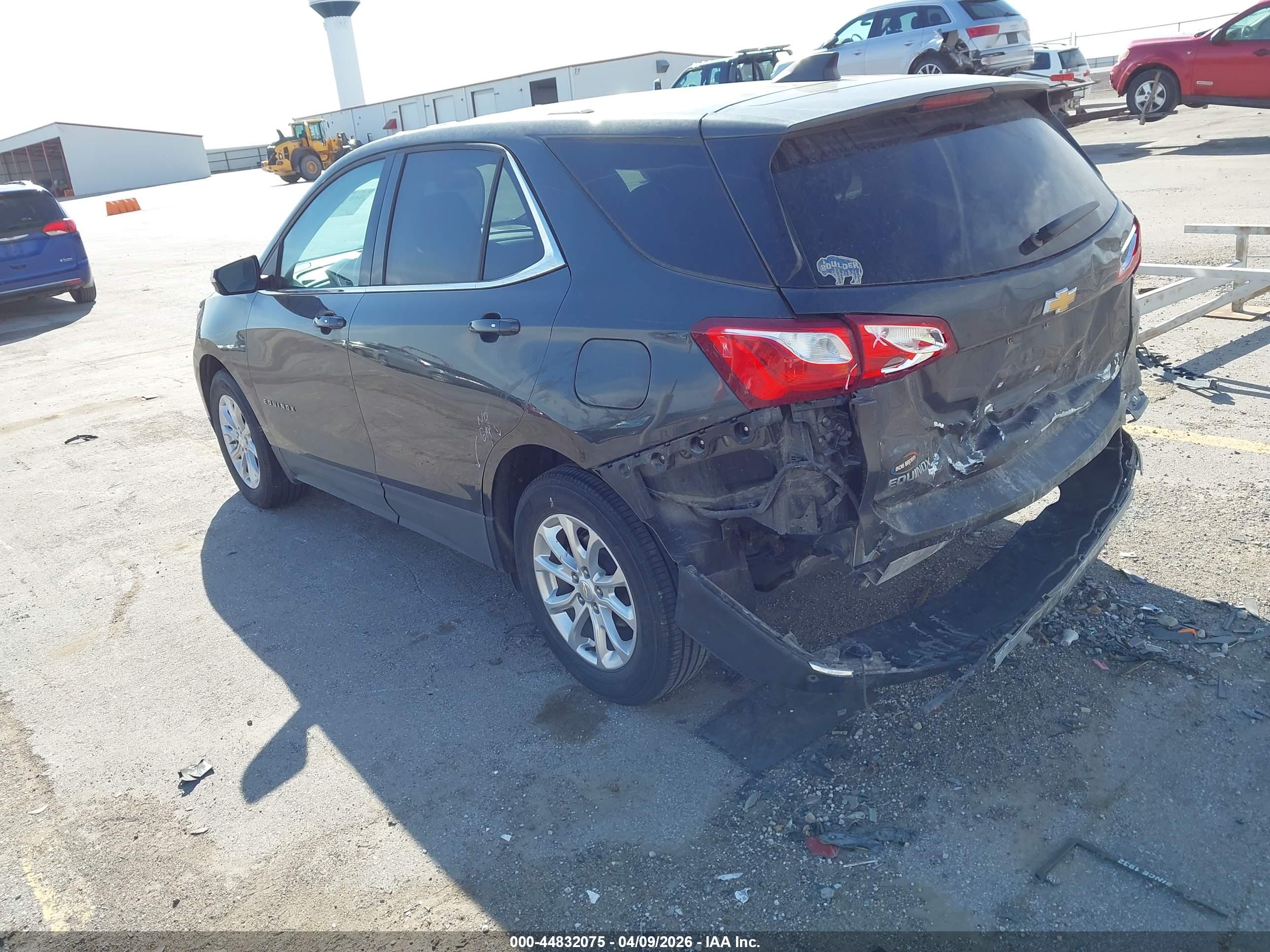 CHEVROLET EQUINOX image 3