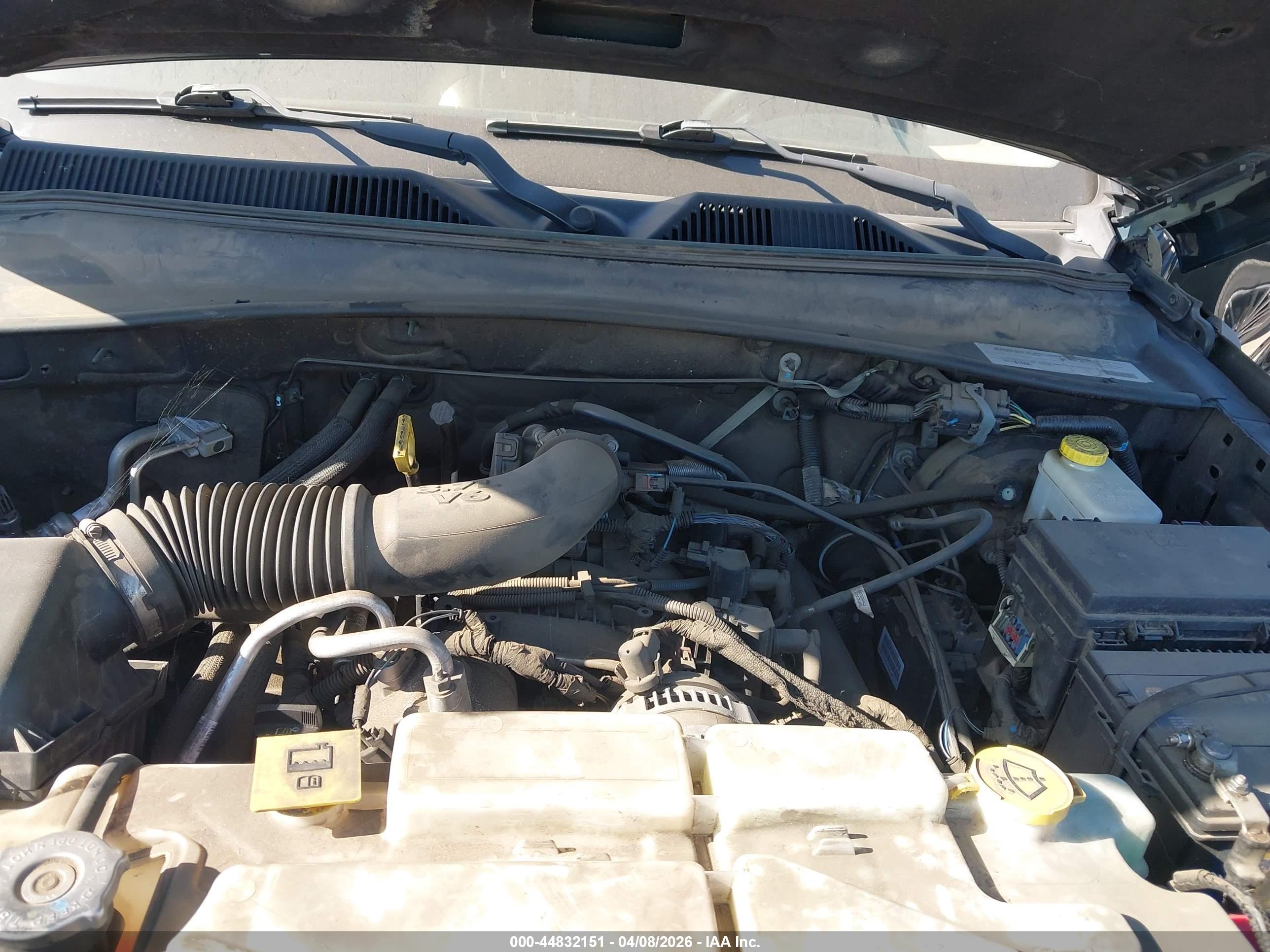 JEEP LIBERTY image 10