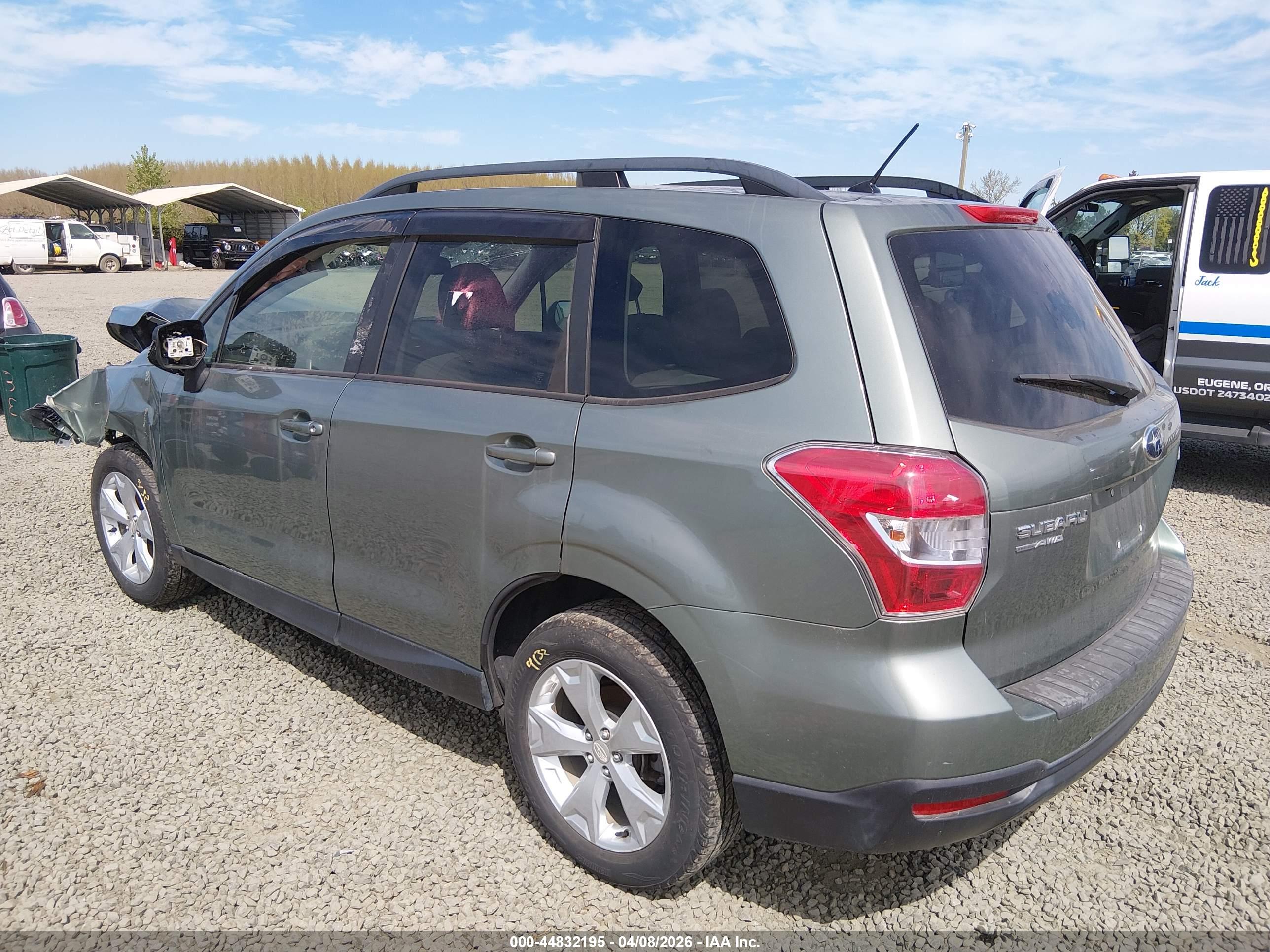 SUBARU FORESTER image 3