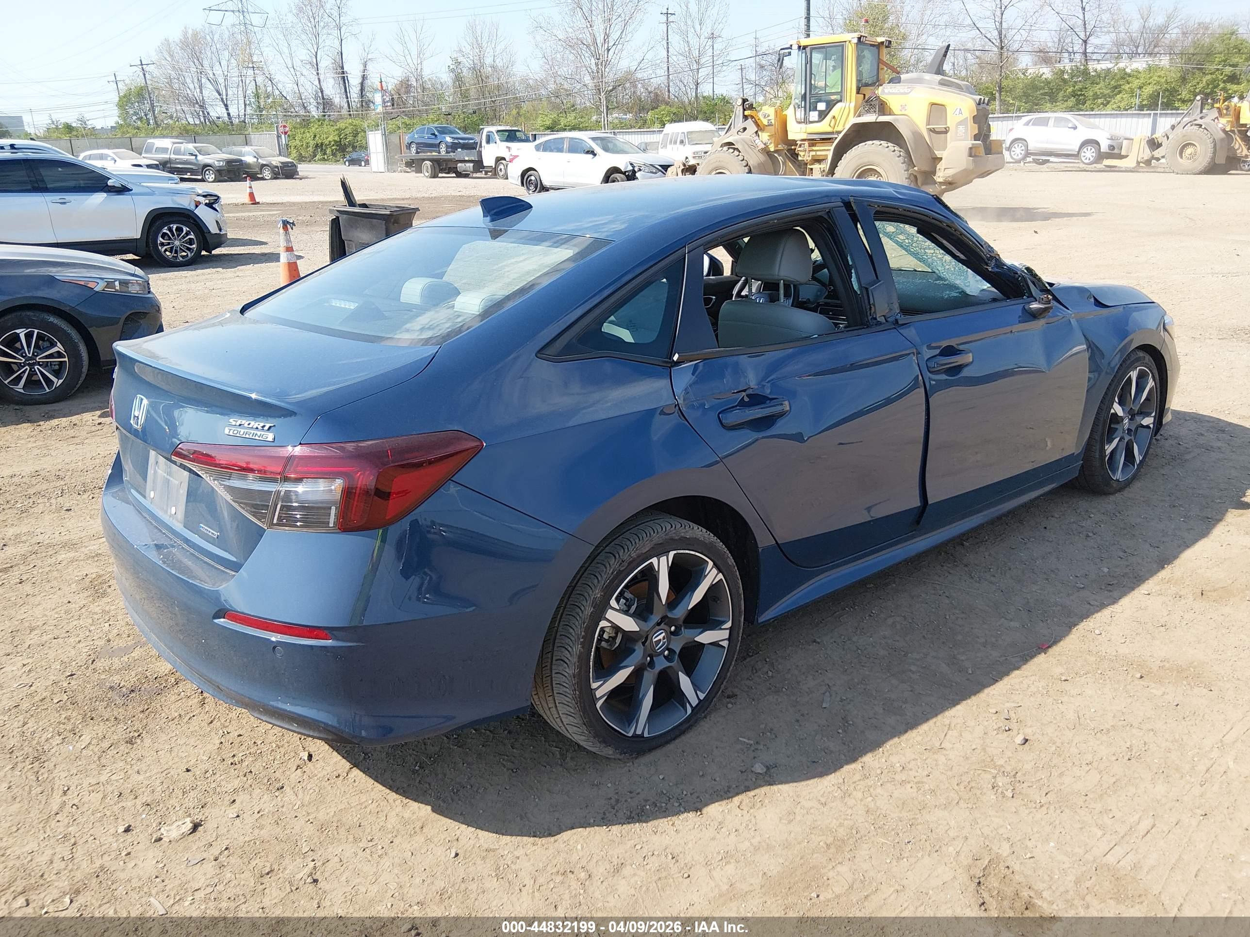 HONDA CIVIC image 4