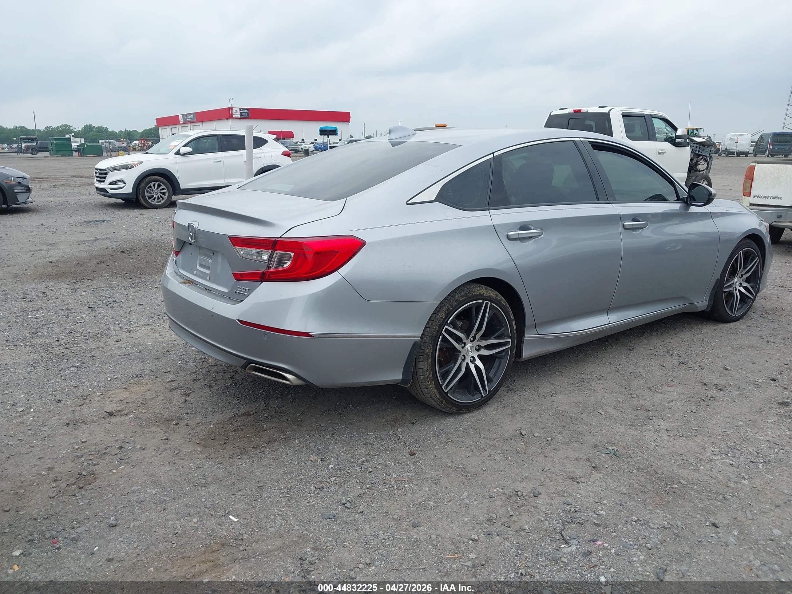 HONDA ACCORD image 4