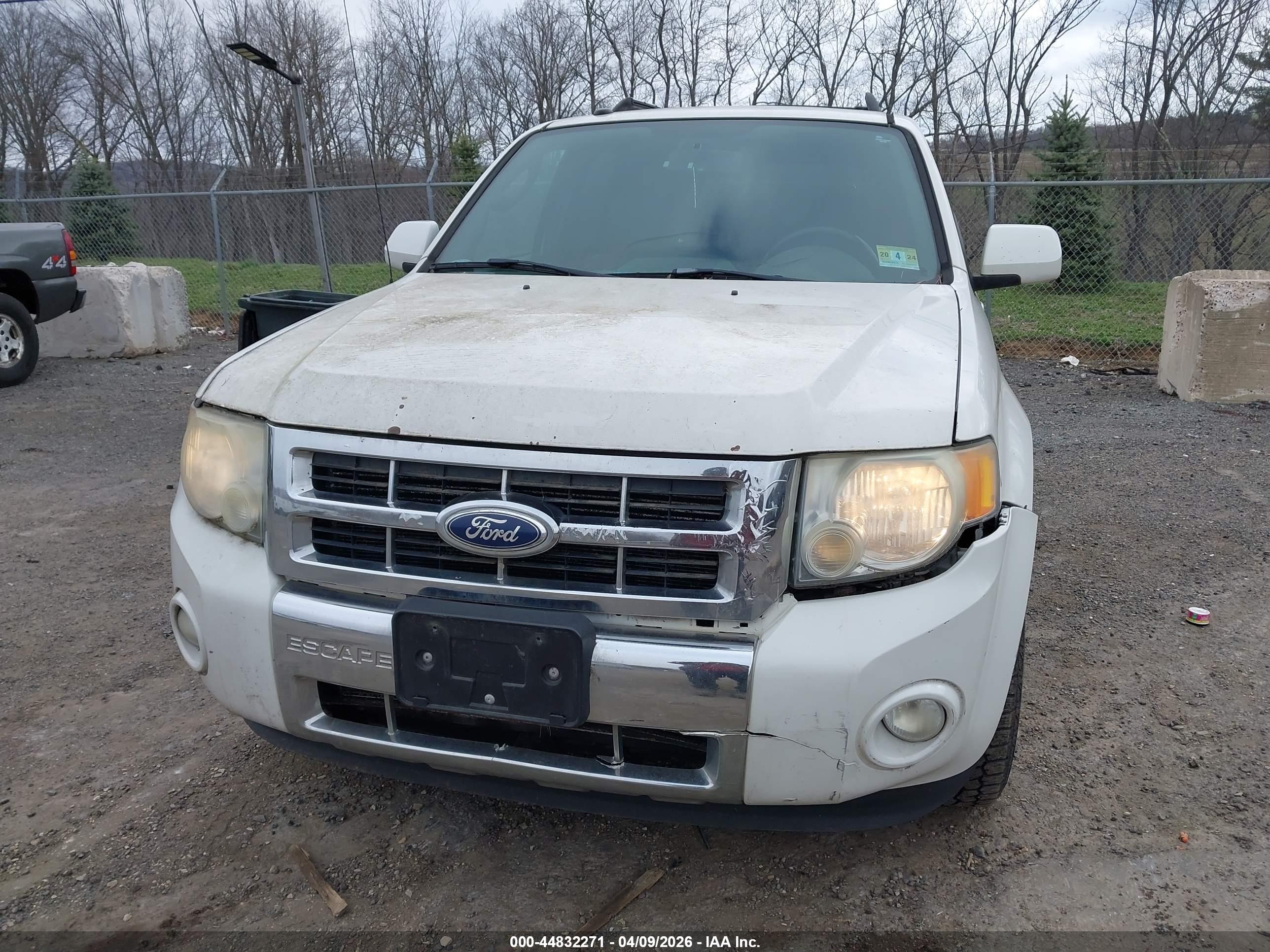 FORD ESCAPE image 6