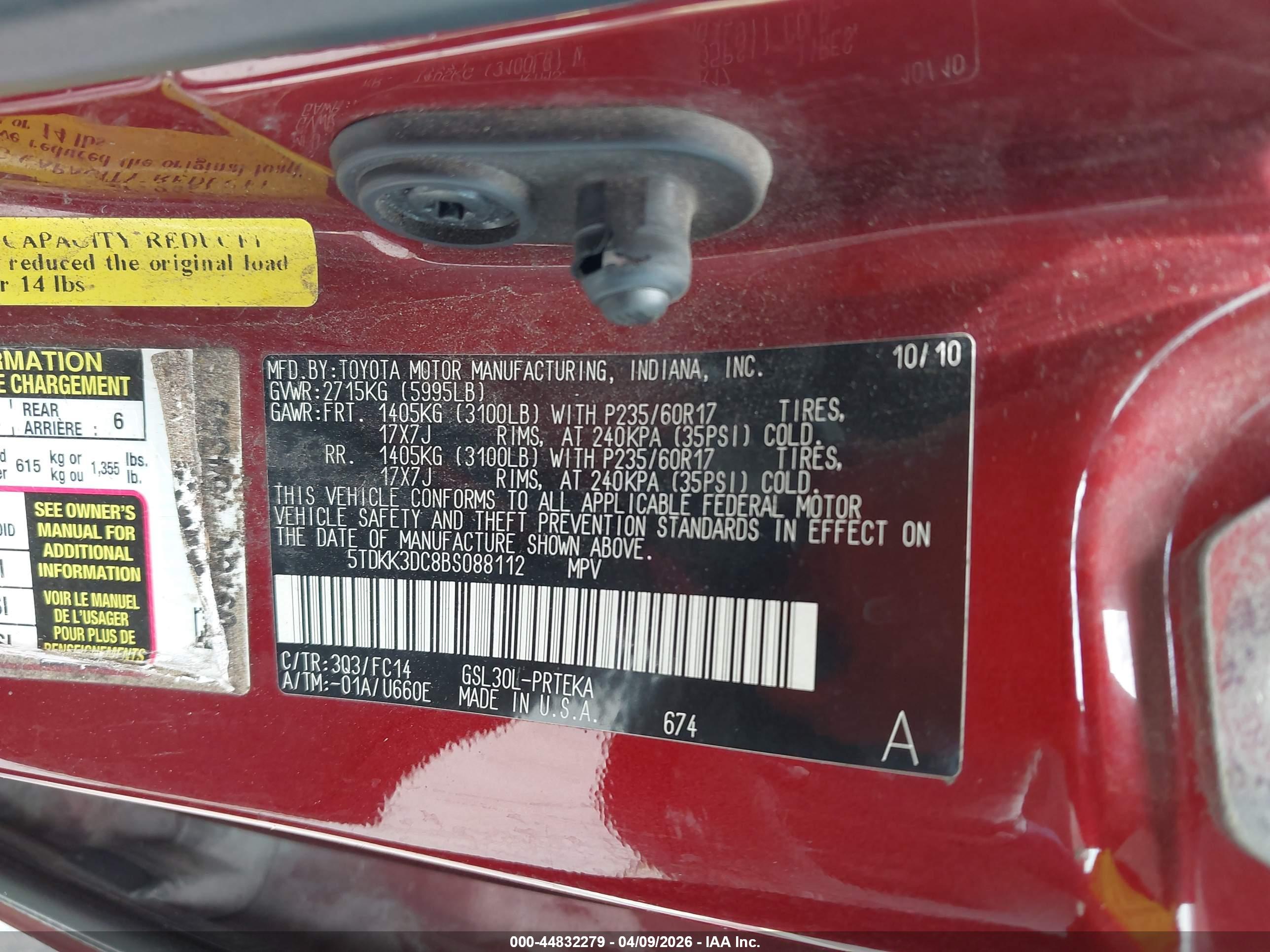 TOYOTA SIENNA image 9