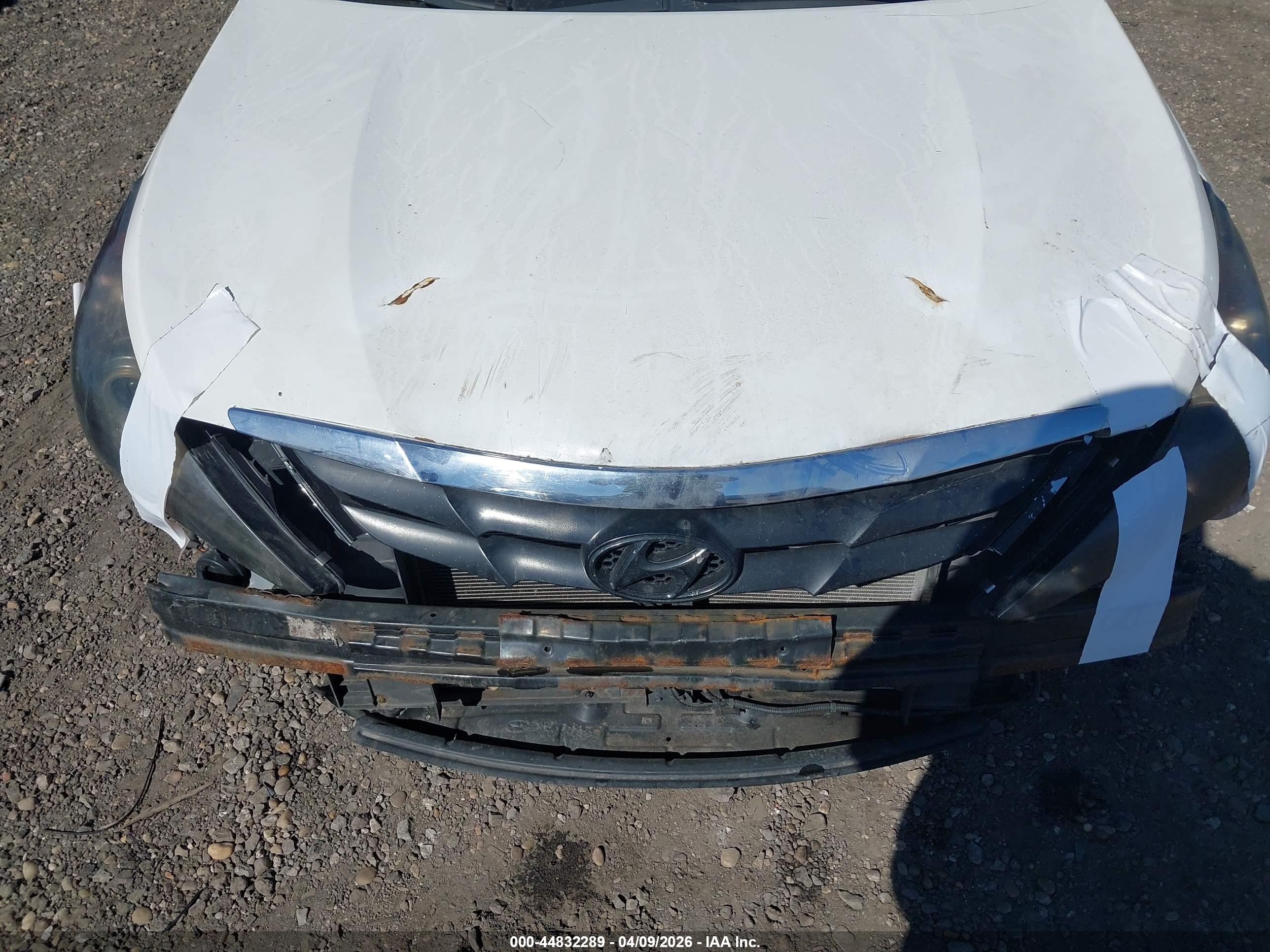 HYUNDAI SONATA image 10