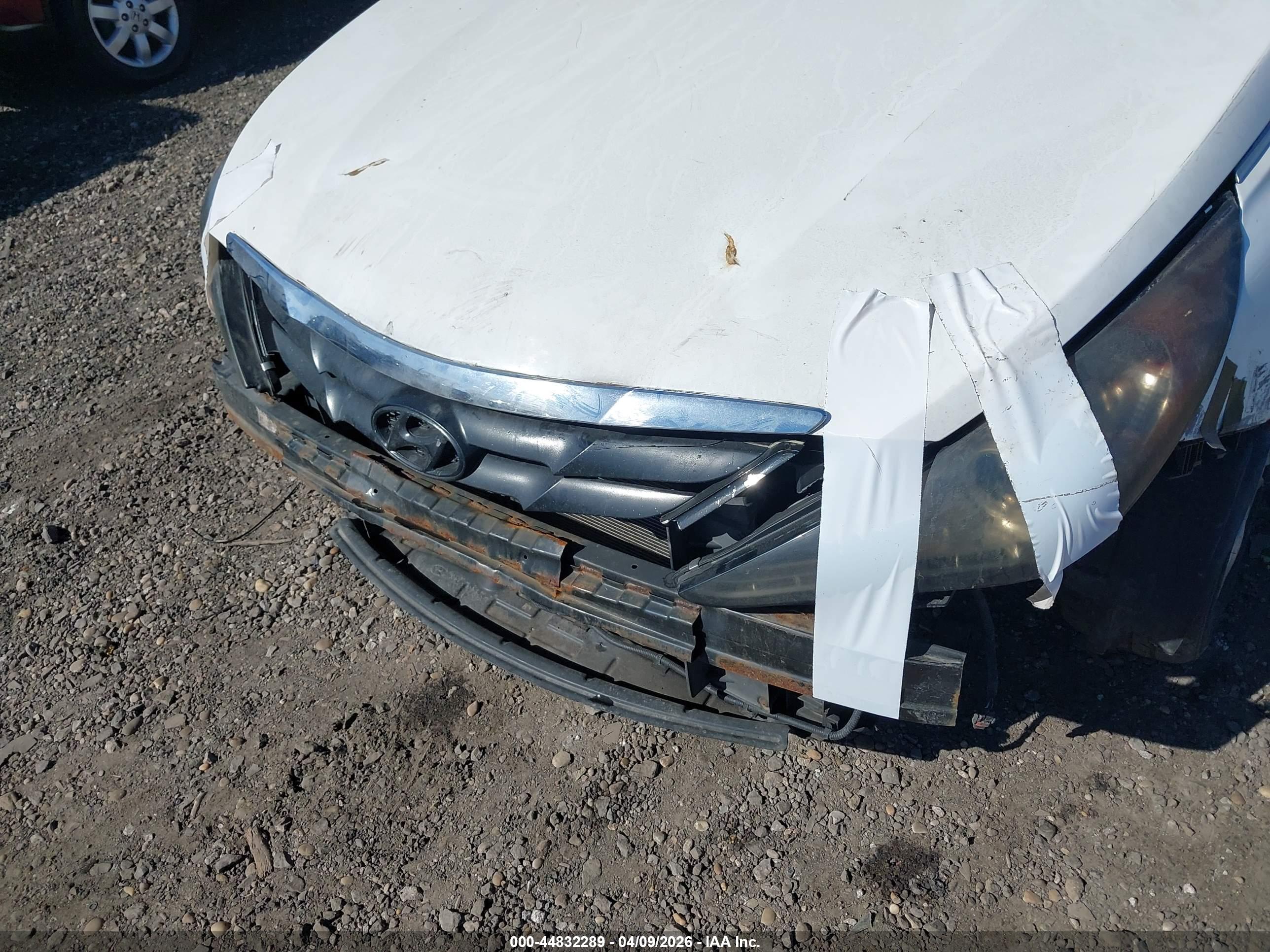 HYUNDAI SONATA image 6