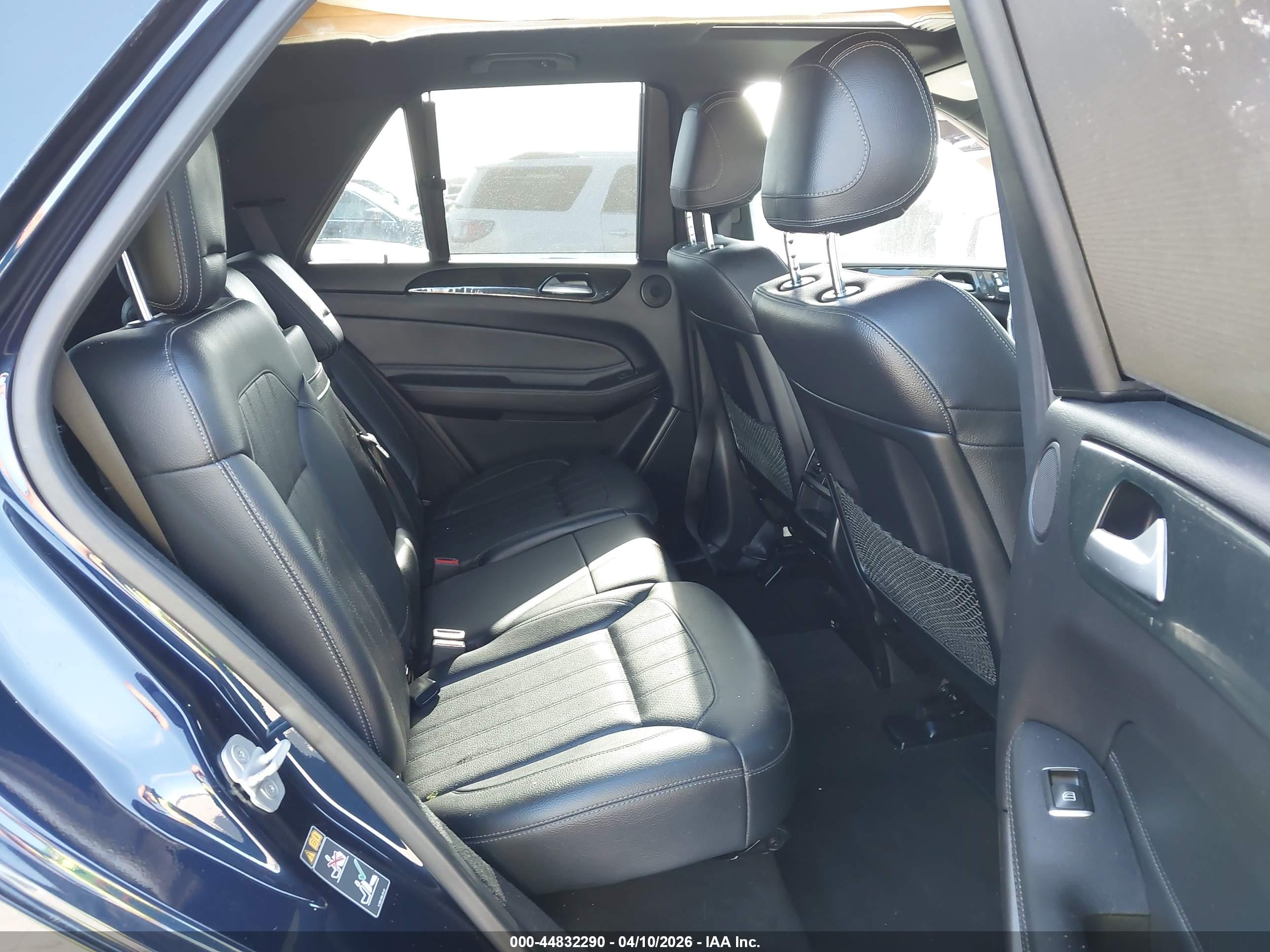 MERCEDES-BENZ GLE image 8