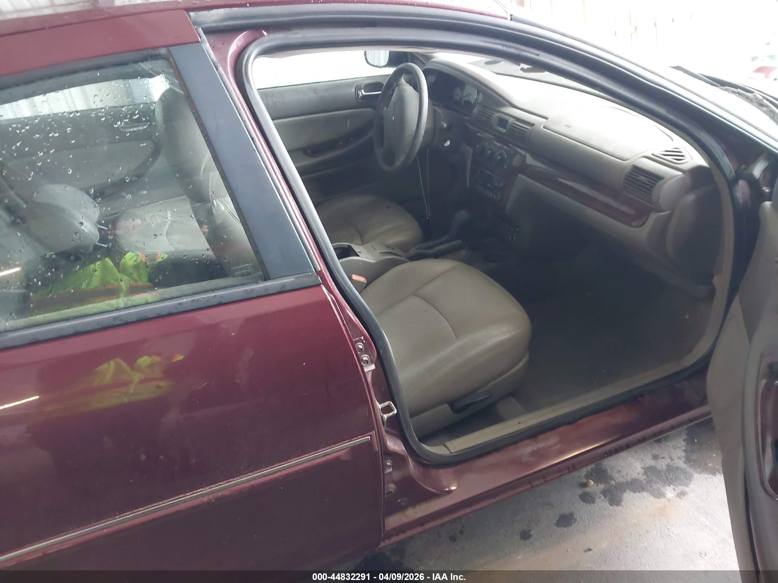 CHRYSLER SEBRING image 5