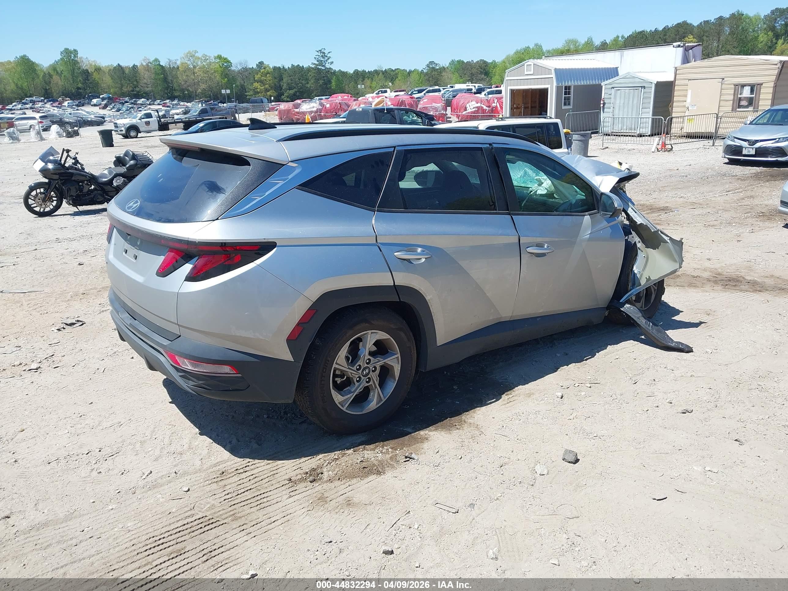 HYUNDAI TUCSON image 4