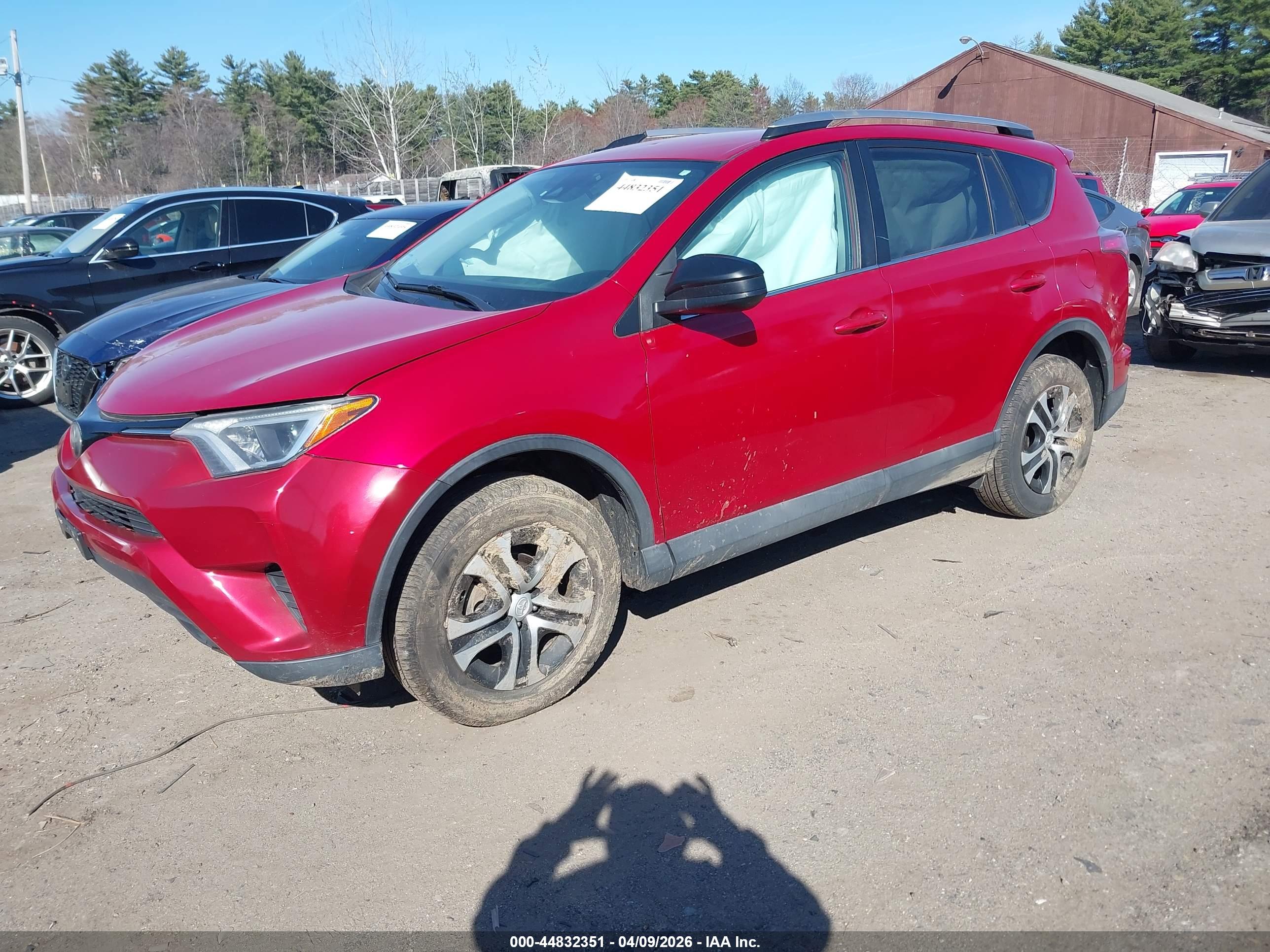 TOYOTA RAV4 image 2