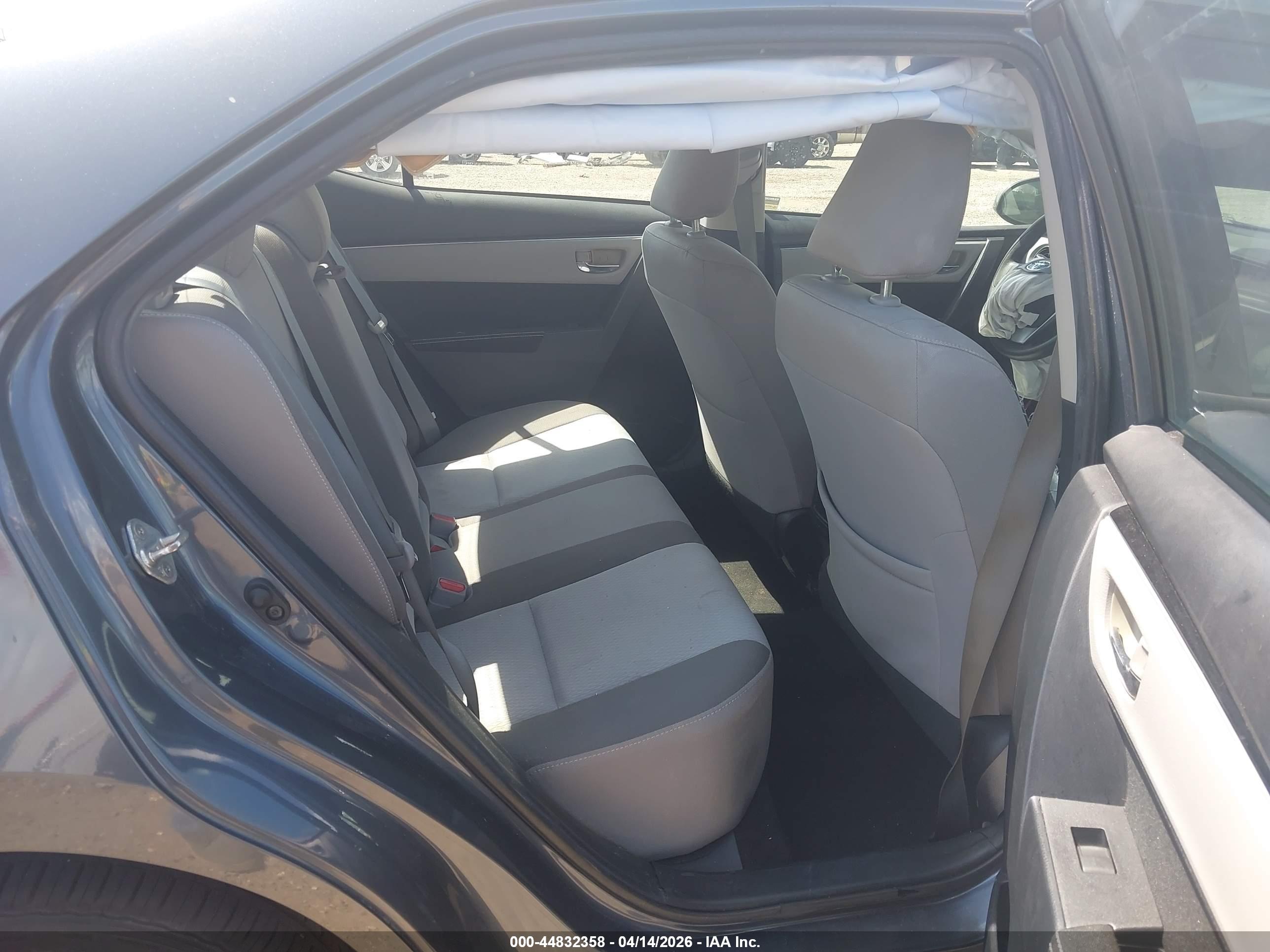 TOYOTA COROLLA image 8