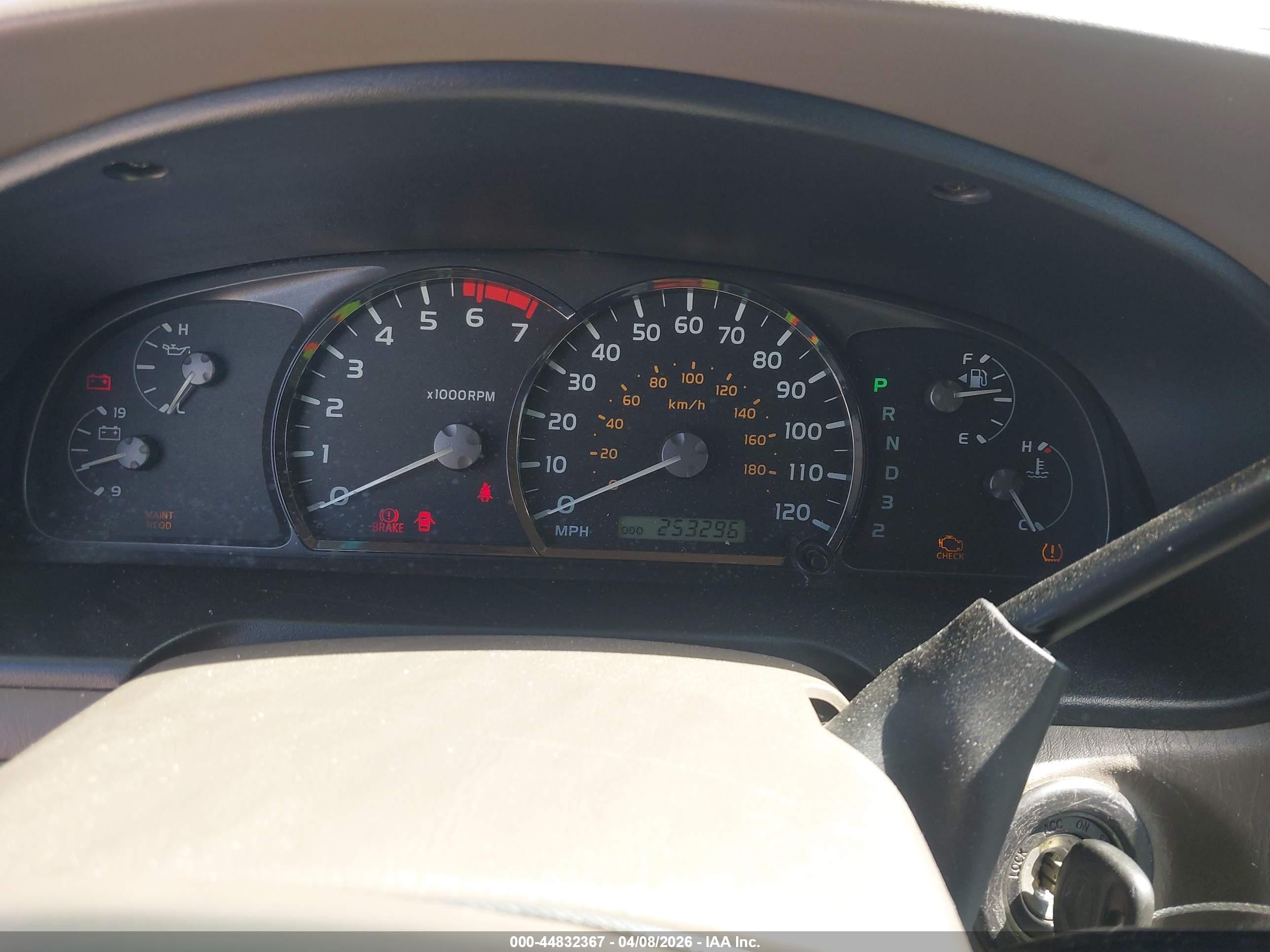 TOYOTA SEQUOIA image 7