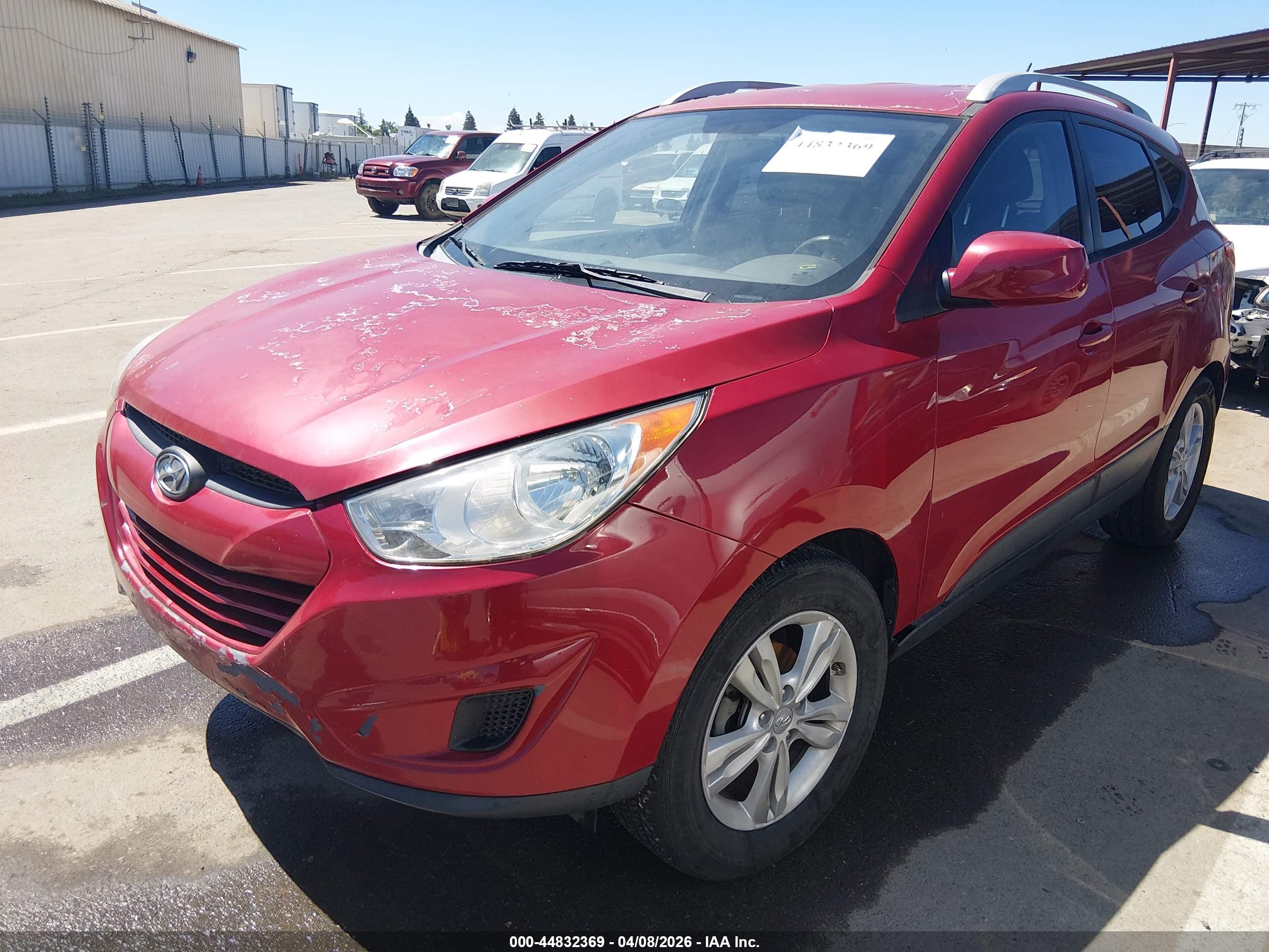 HYUNDAI TUCSON image 2