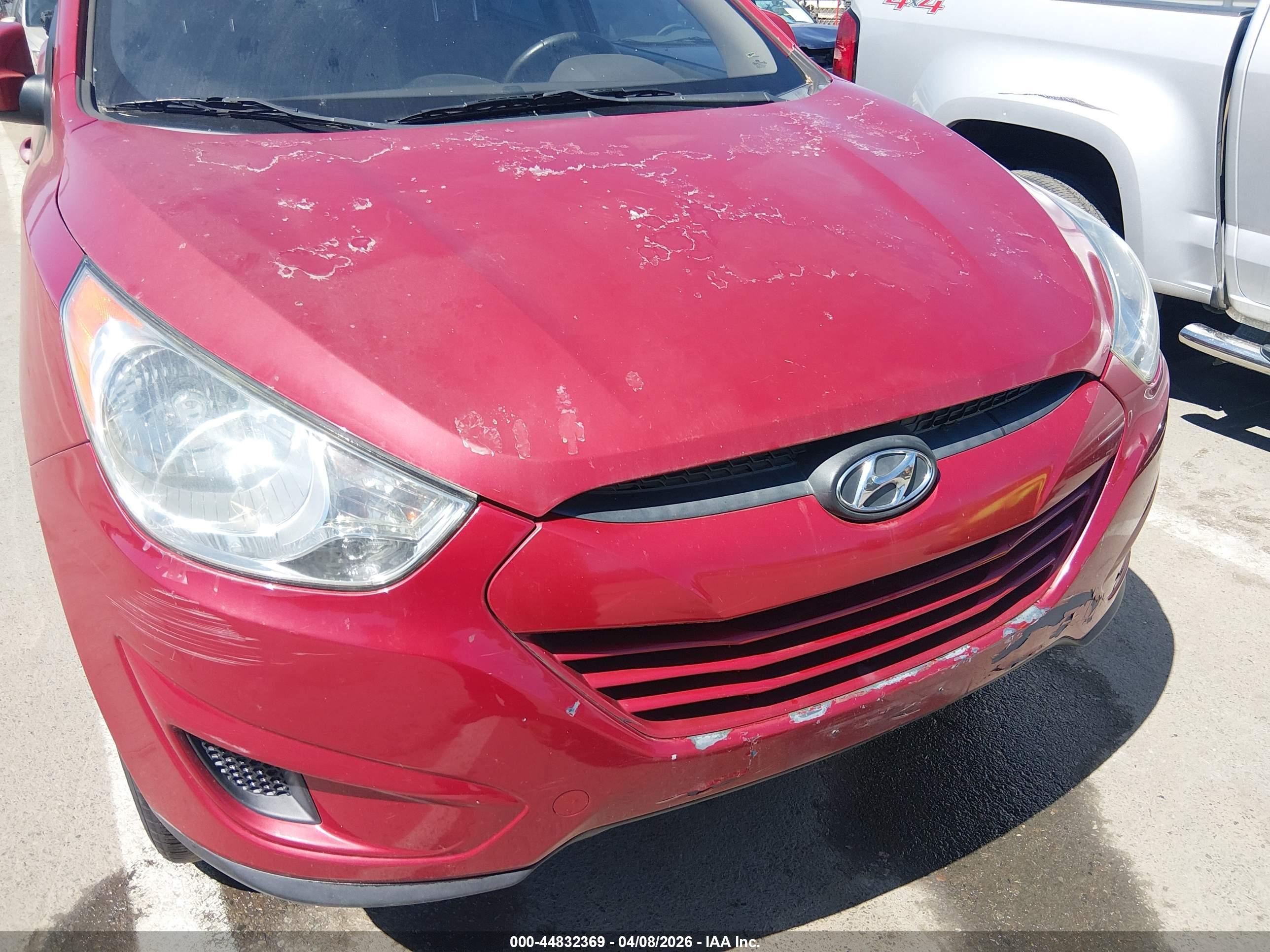 HYUNDAI TUCSON image 6