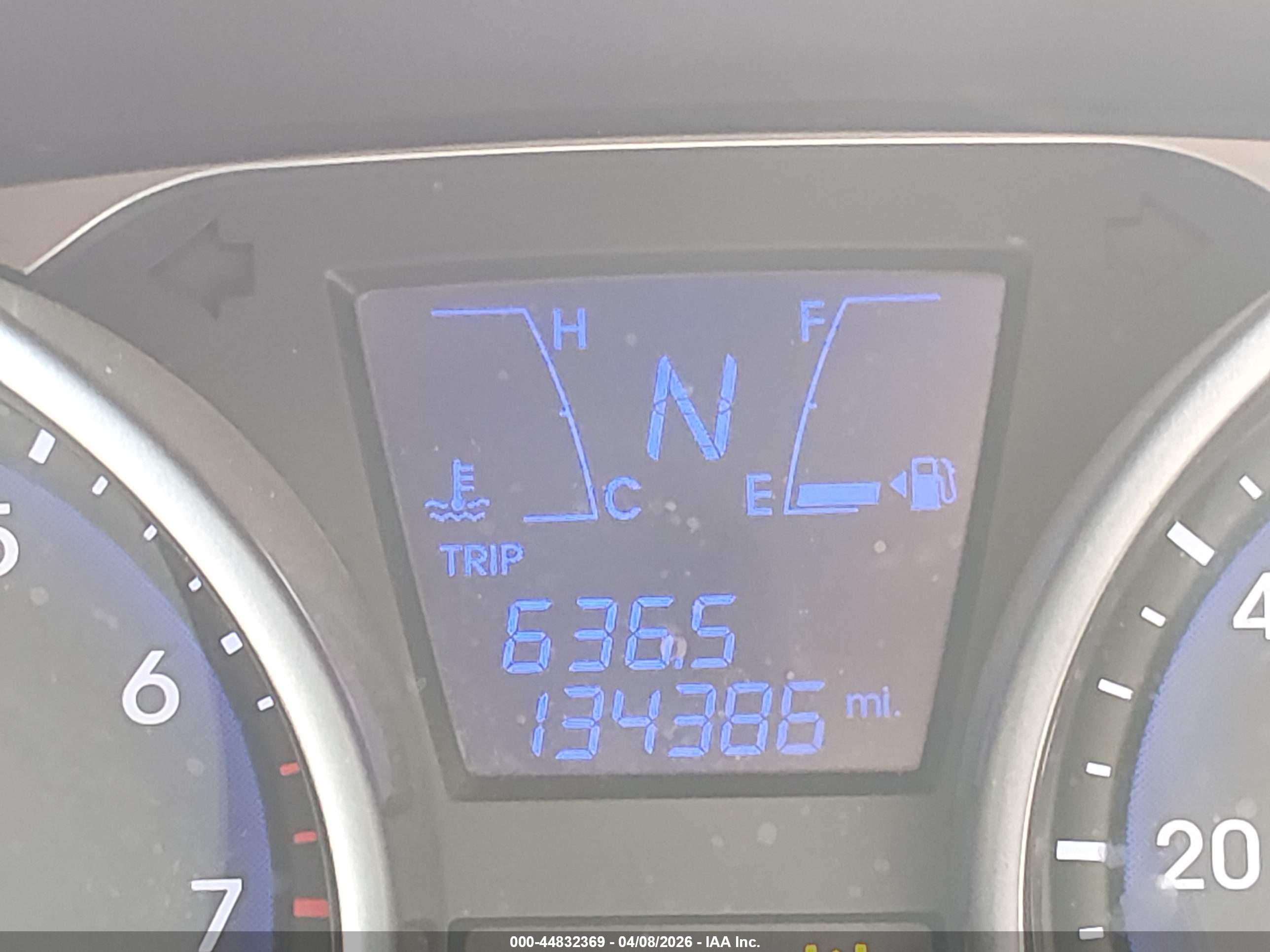 HYUNDAI TUCSON image 7