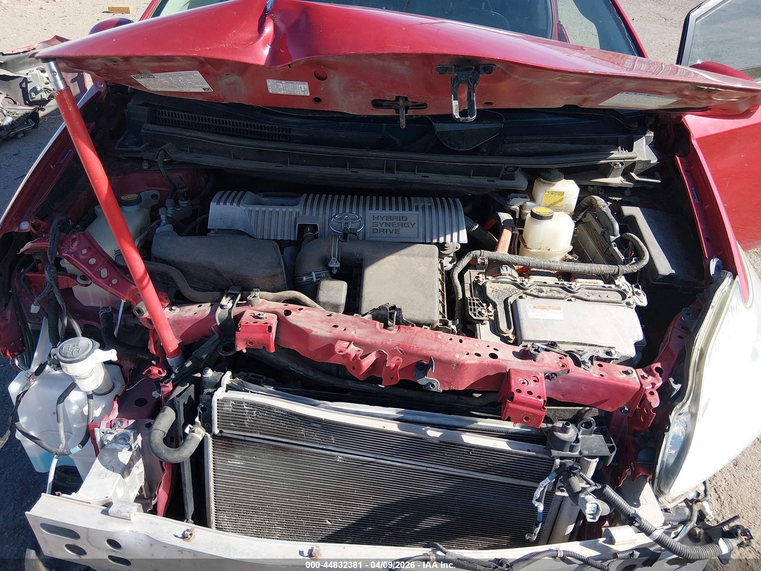 TOYOTA PRIUS image 10