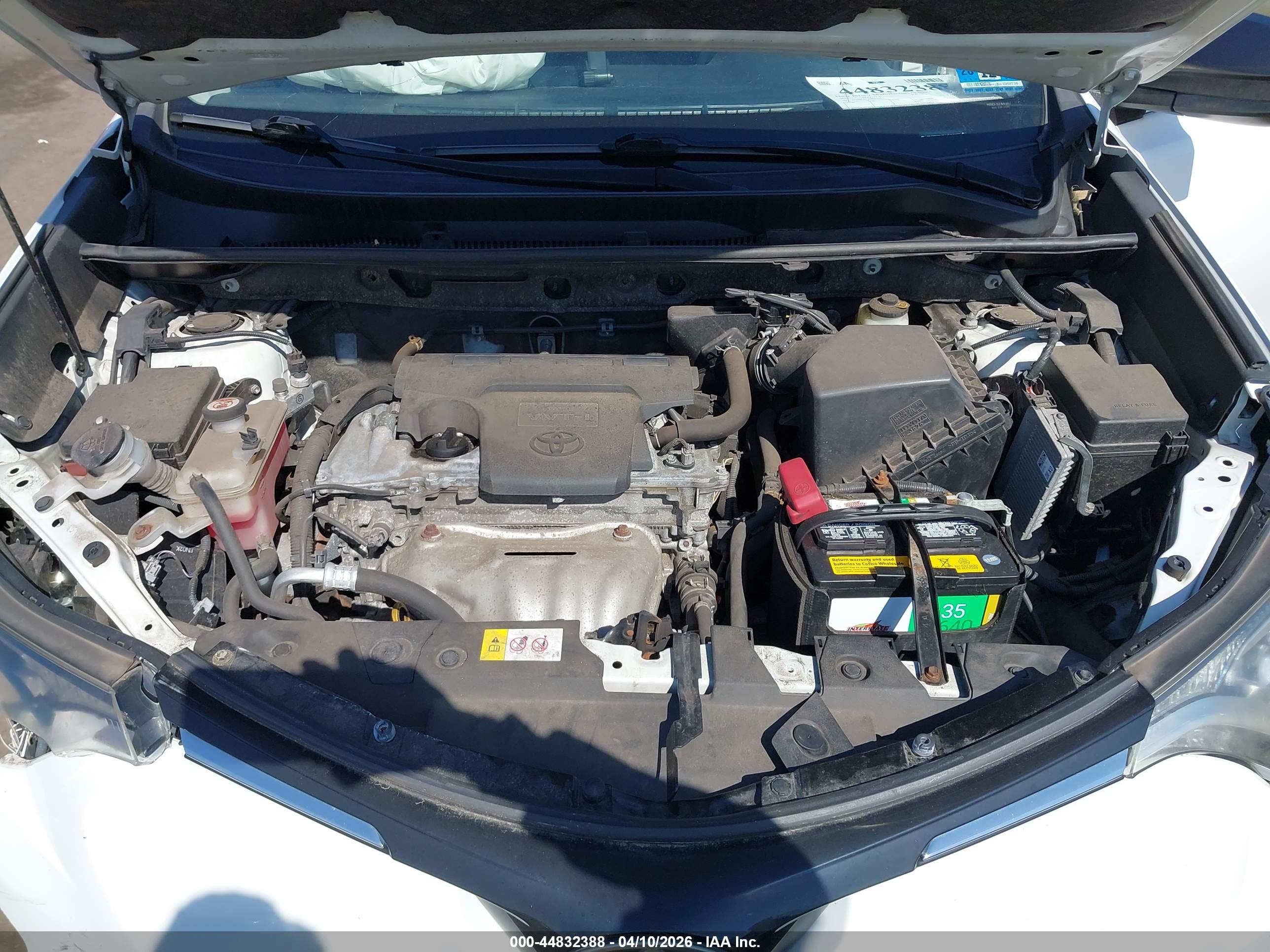 TOYOTA RAV4 image 10