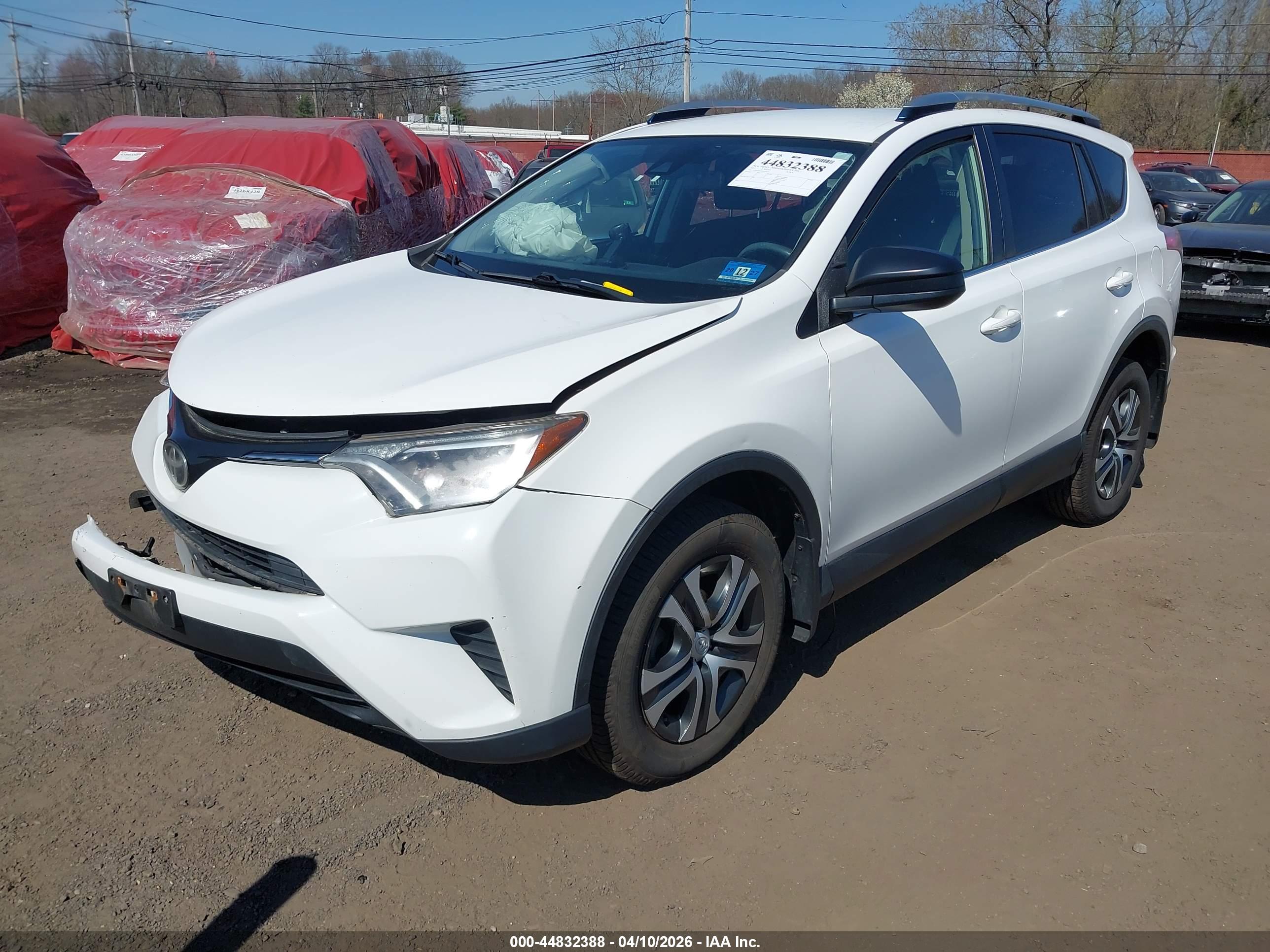 TOYOTA RAV4 image 2