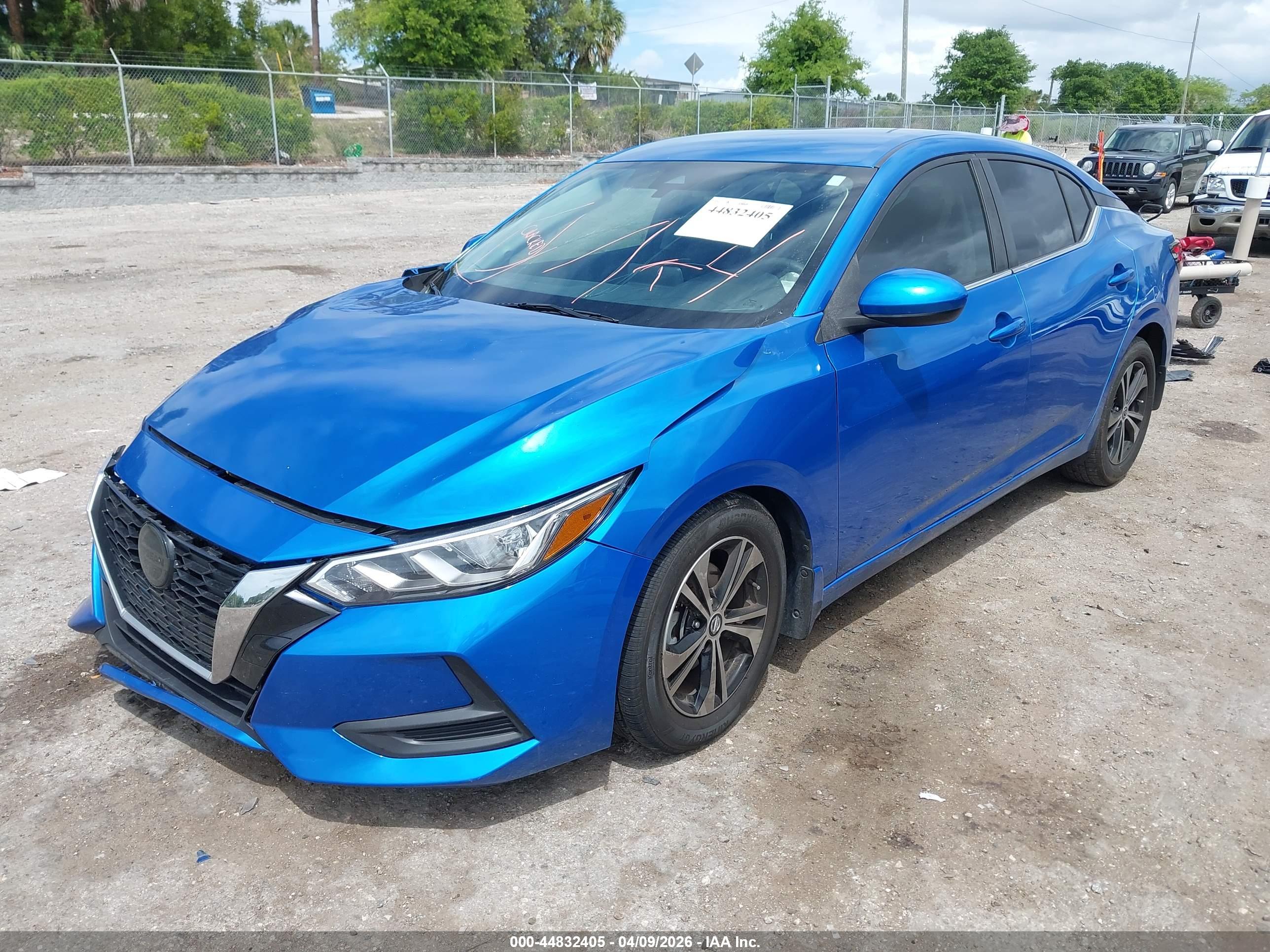 NISSAN SENTRA image 2