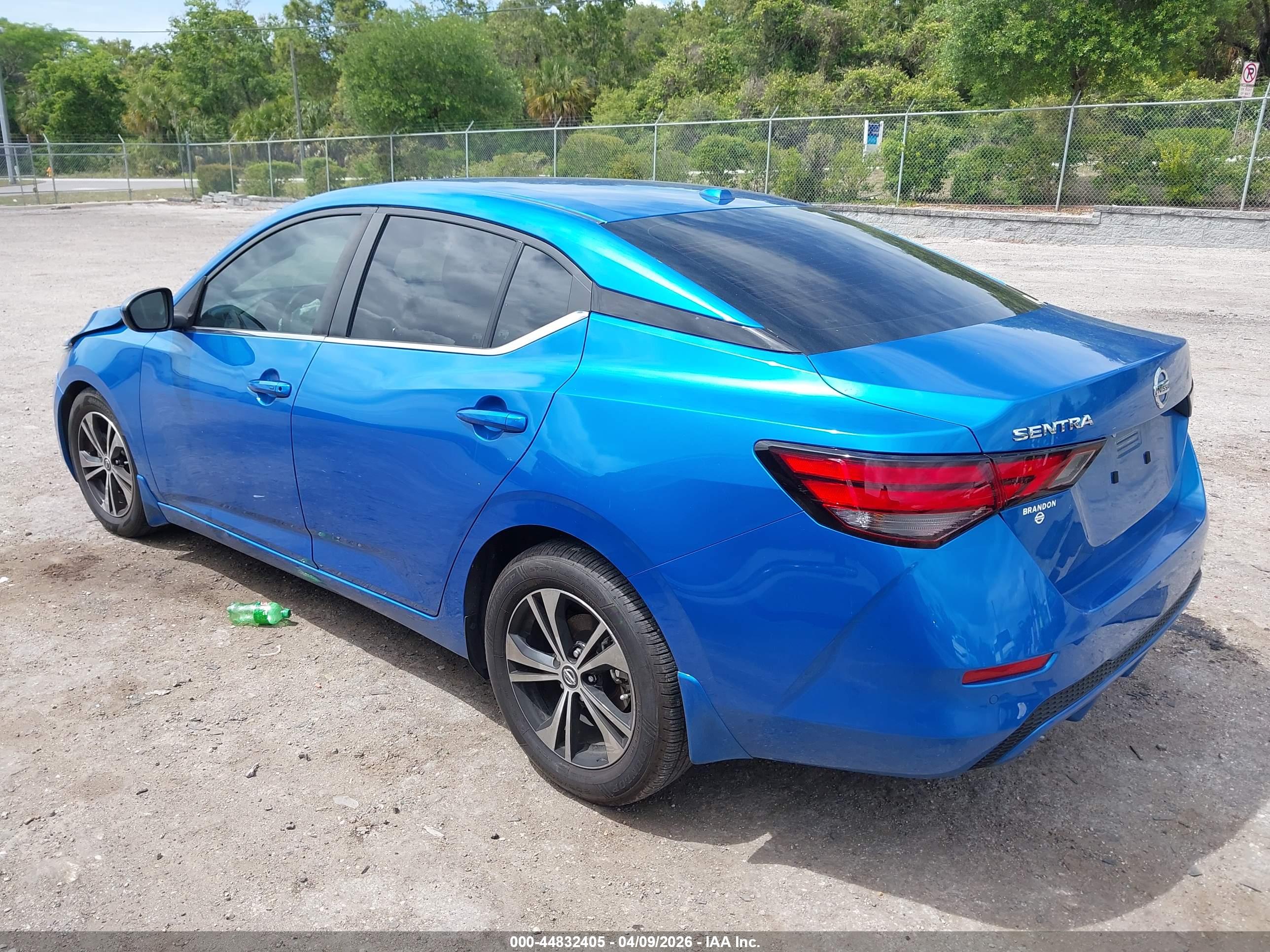 NISSAN SENTRA image 3