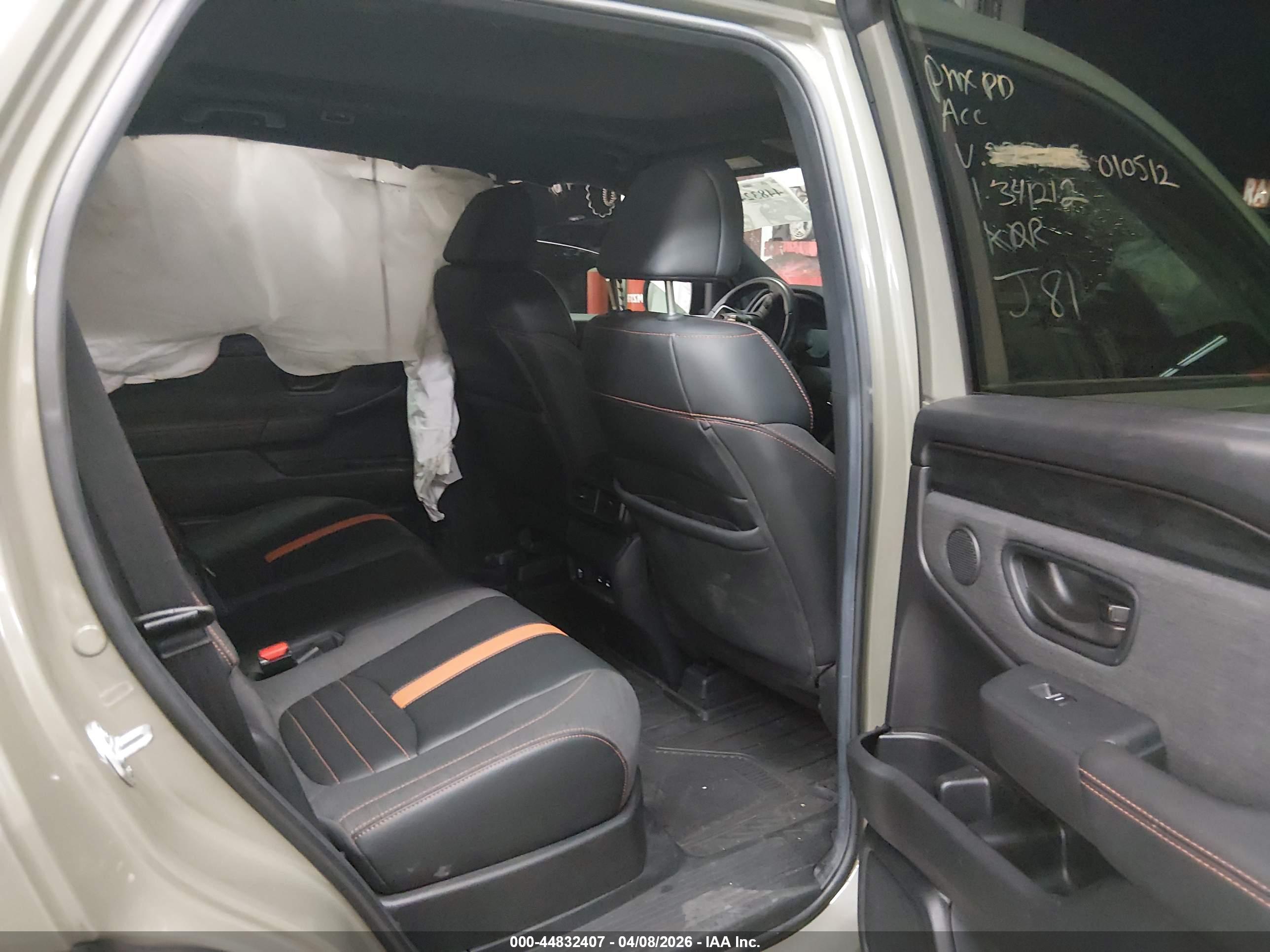 HONDA PASSPORT image 8