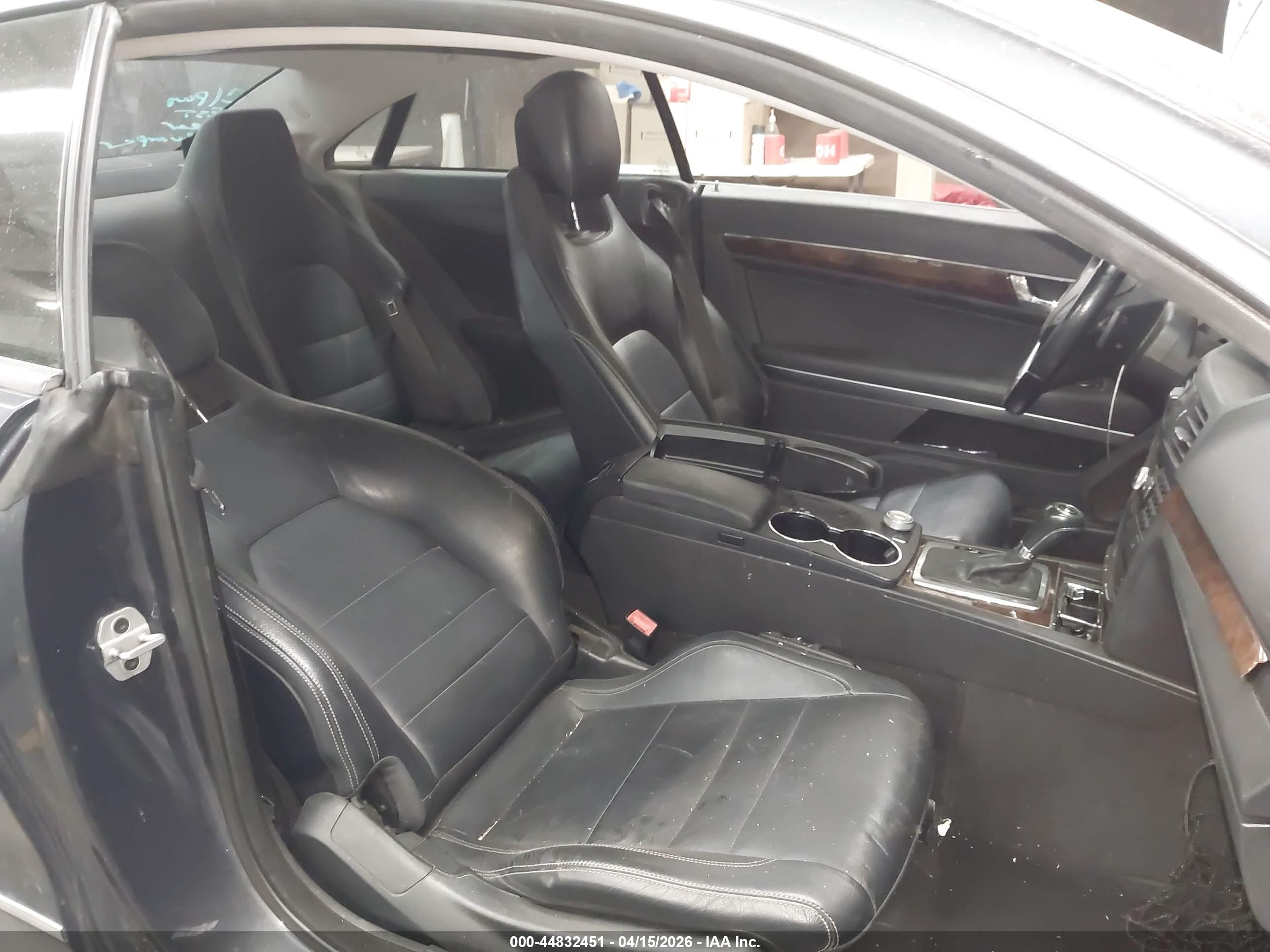 MERCEDES-BENZ E image 5
