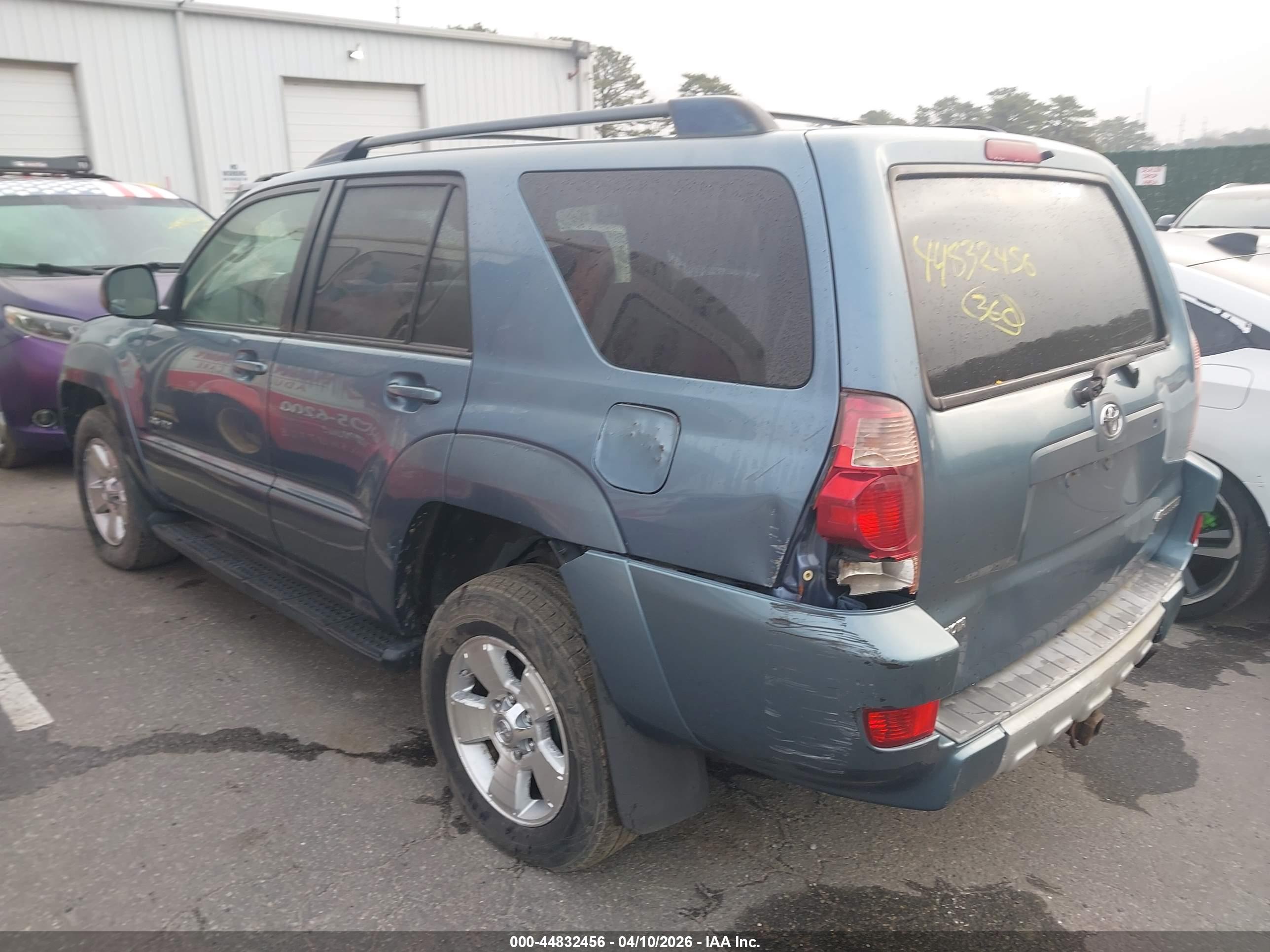 TOYOTA 4RUNNER image 3