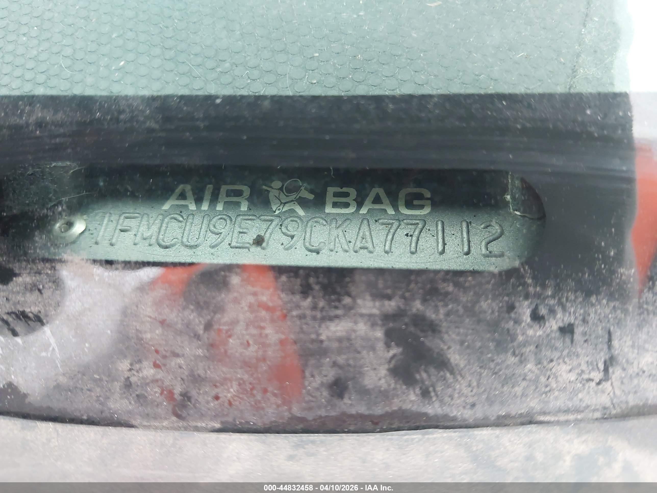 FORD ESCAPE image 9