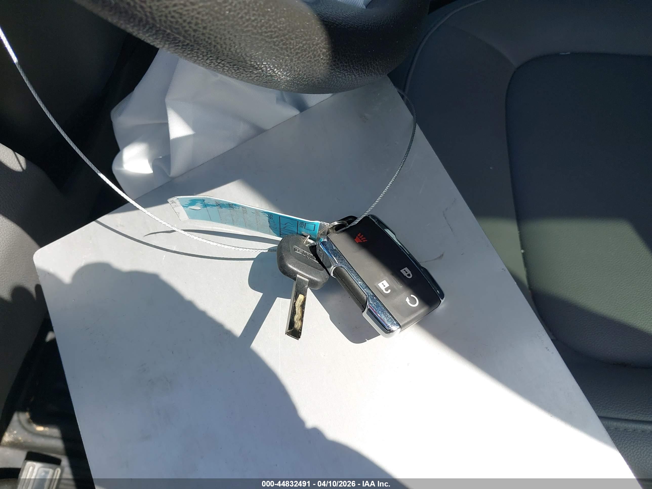 GMC CANYON image 11