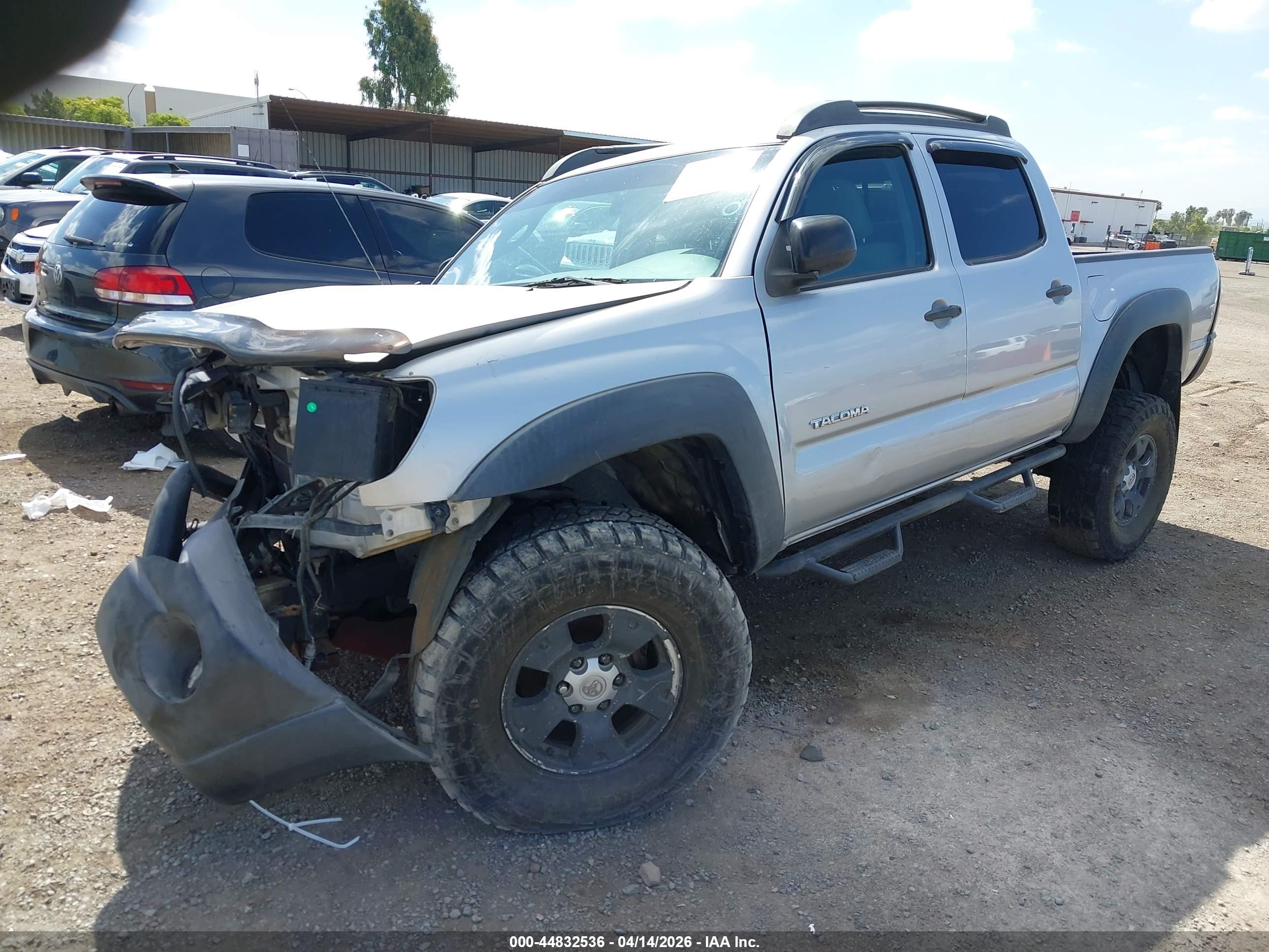 TOYOTA TACOMA image 2