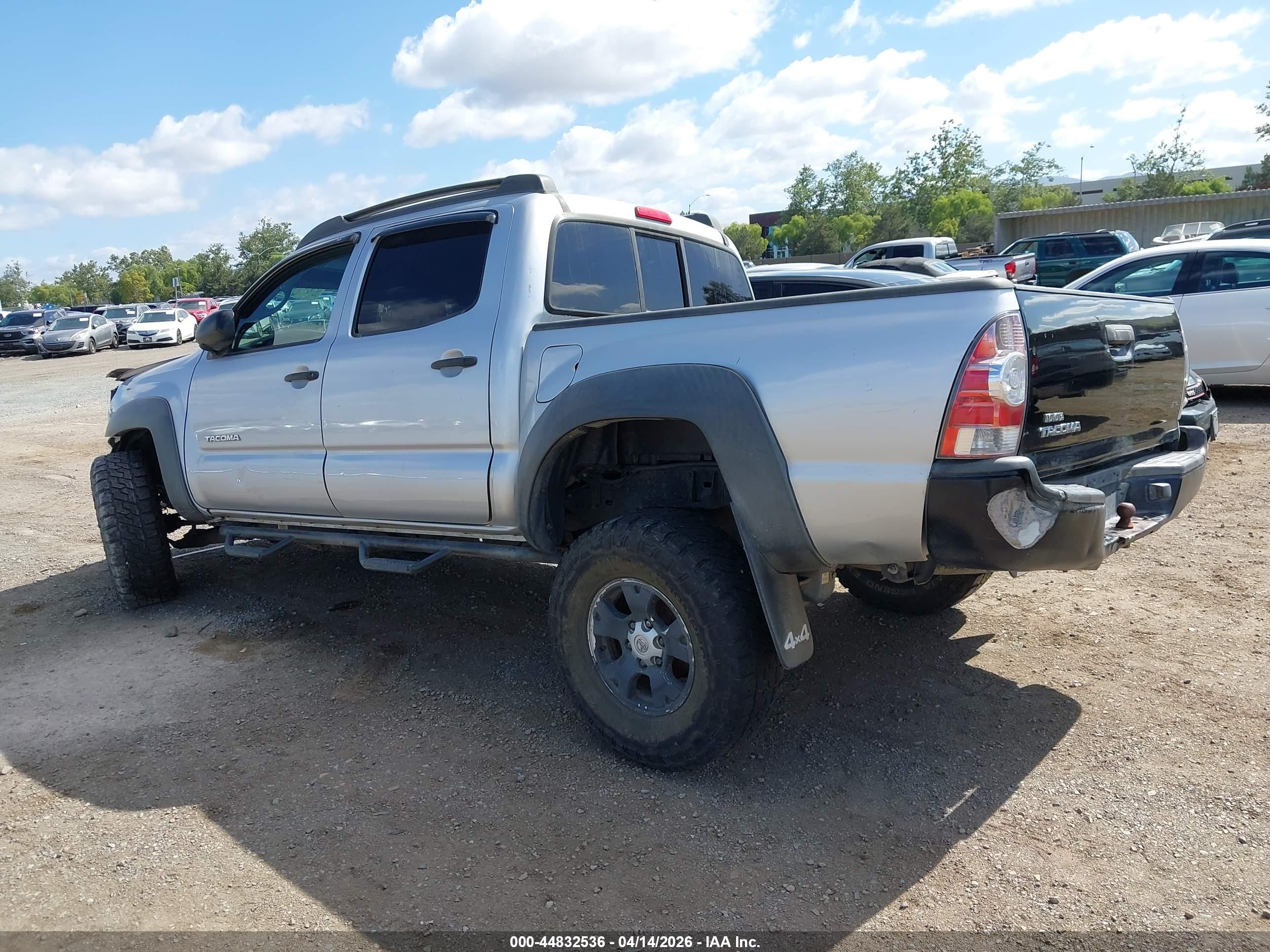 TOYOTA TACOMA image 3