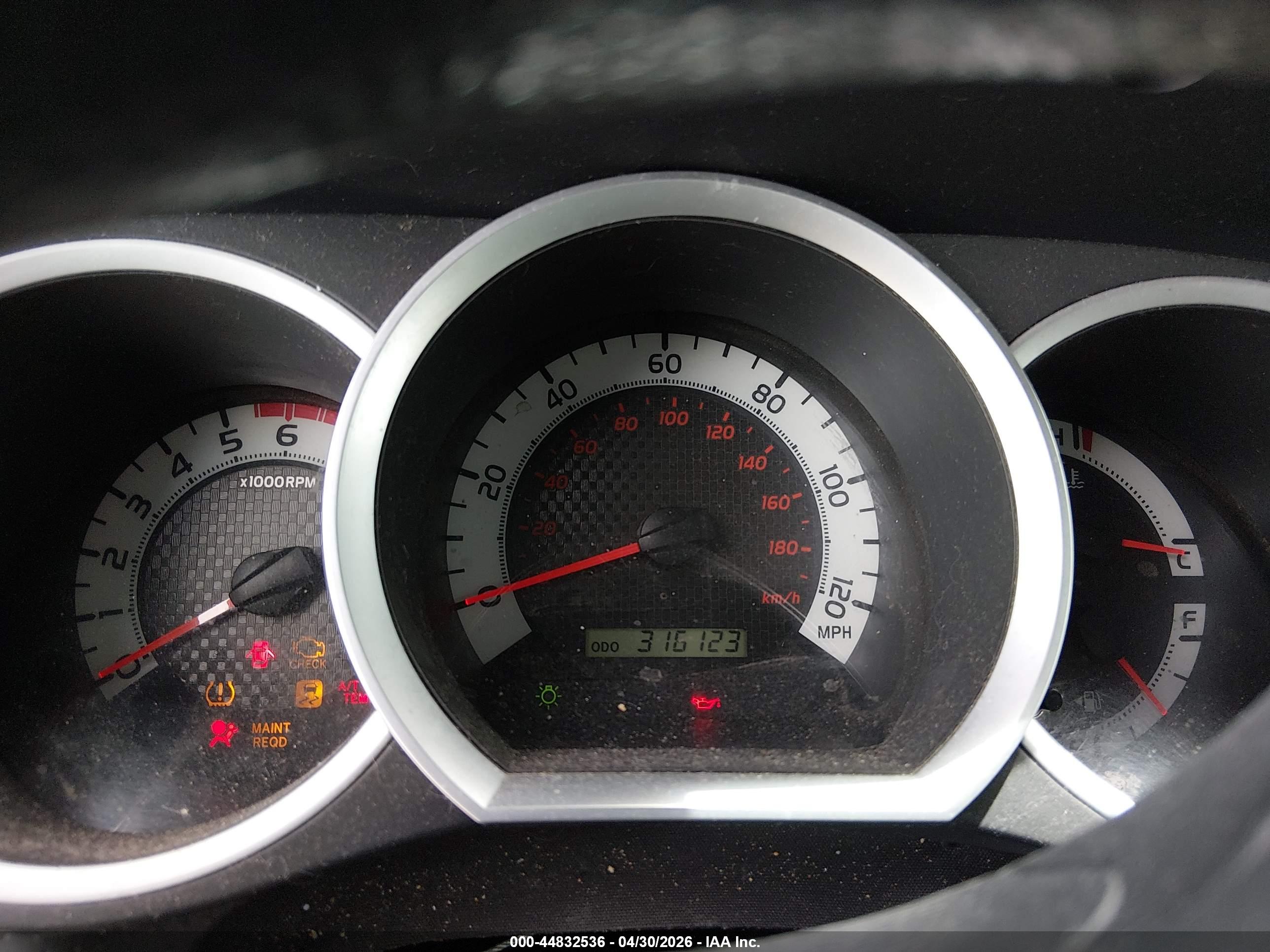TOYOTA TACOMA image 7