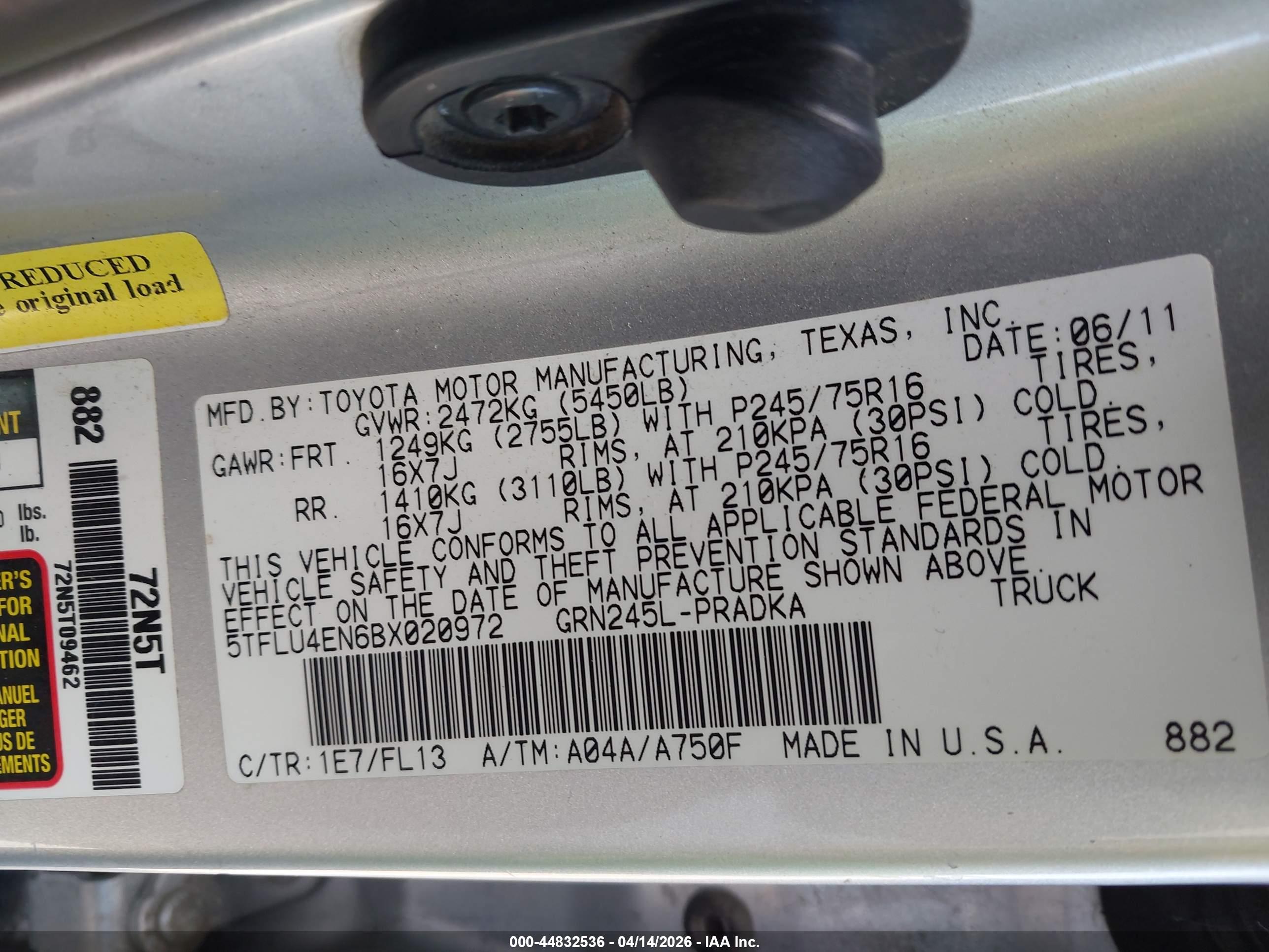 TOYOTA TACOMA image 9