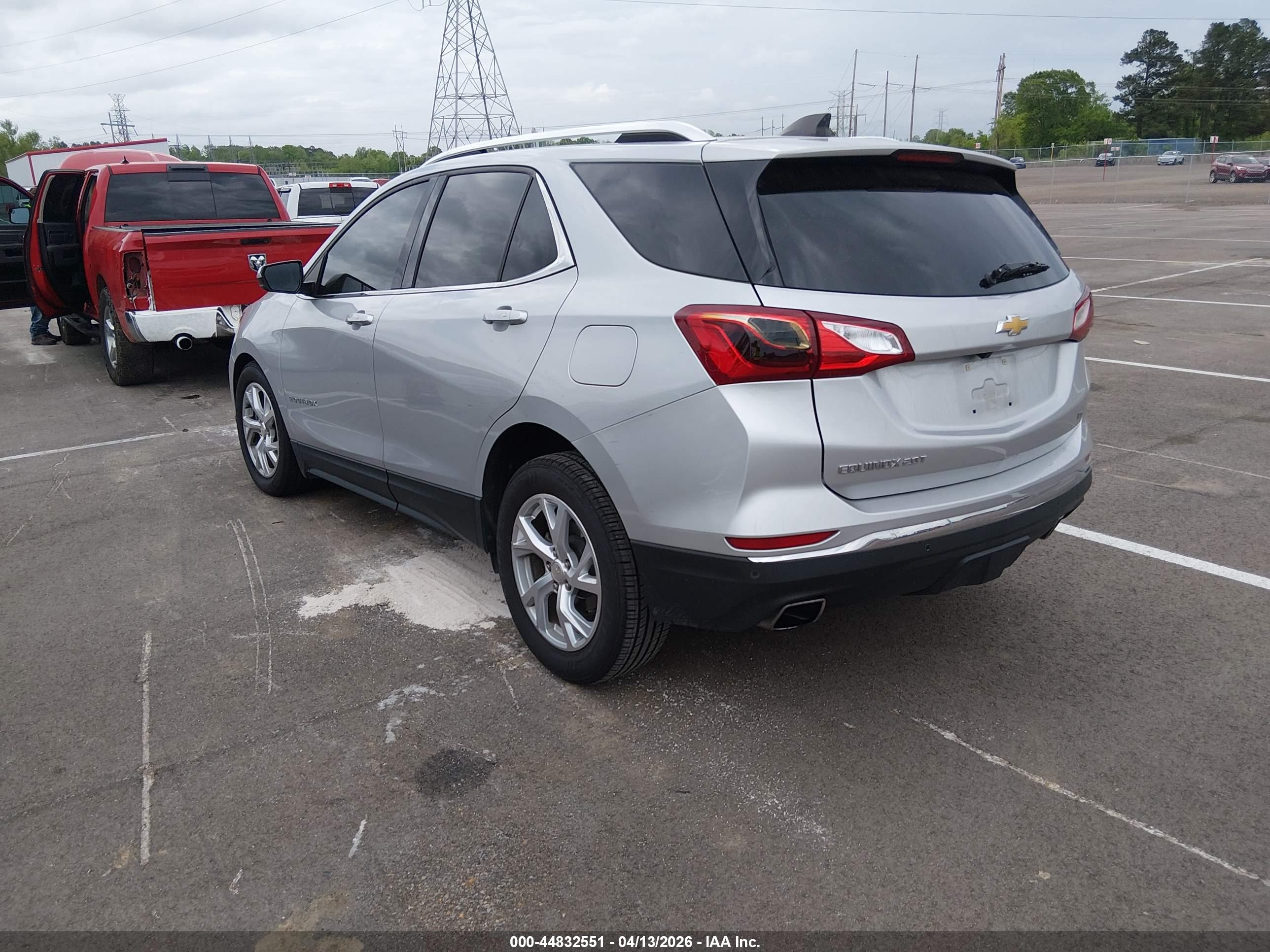 CHEVROLET EQUINOX image 3