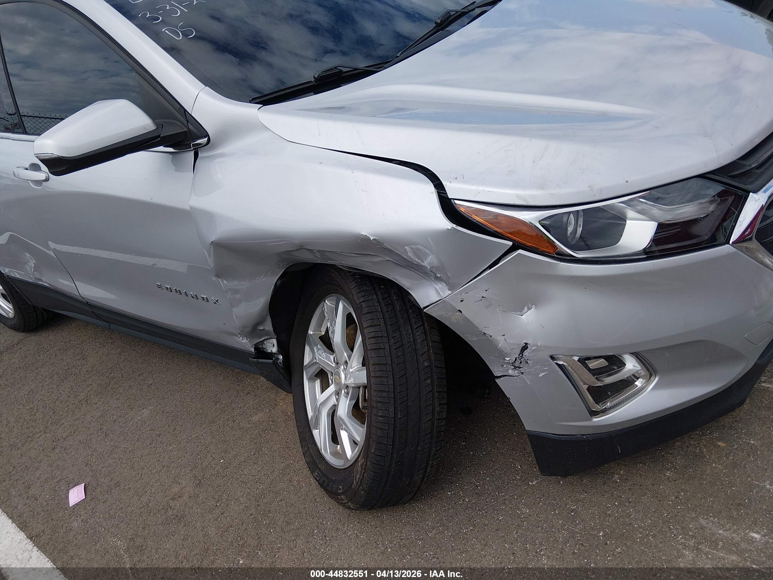 CHEVROLET EQUINOX image 6