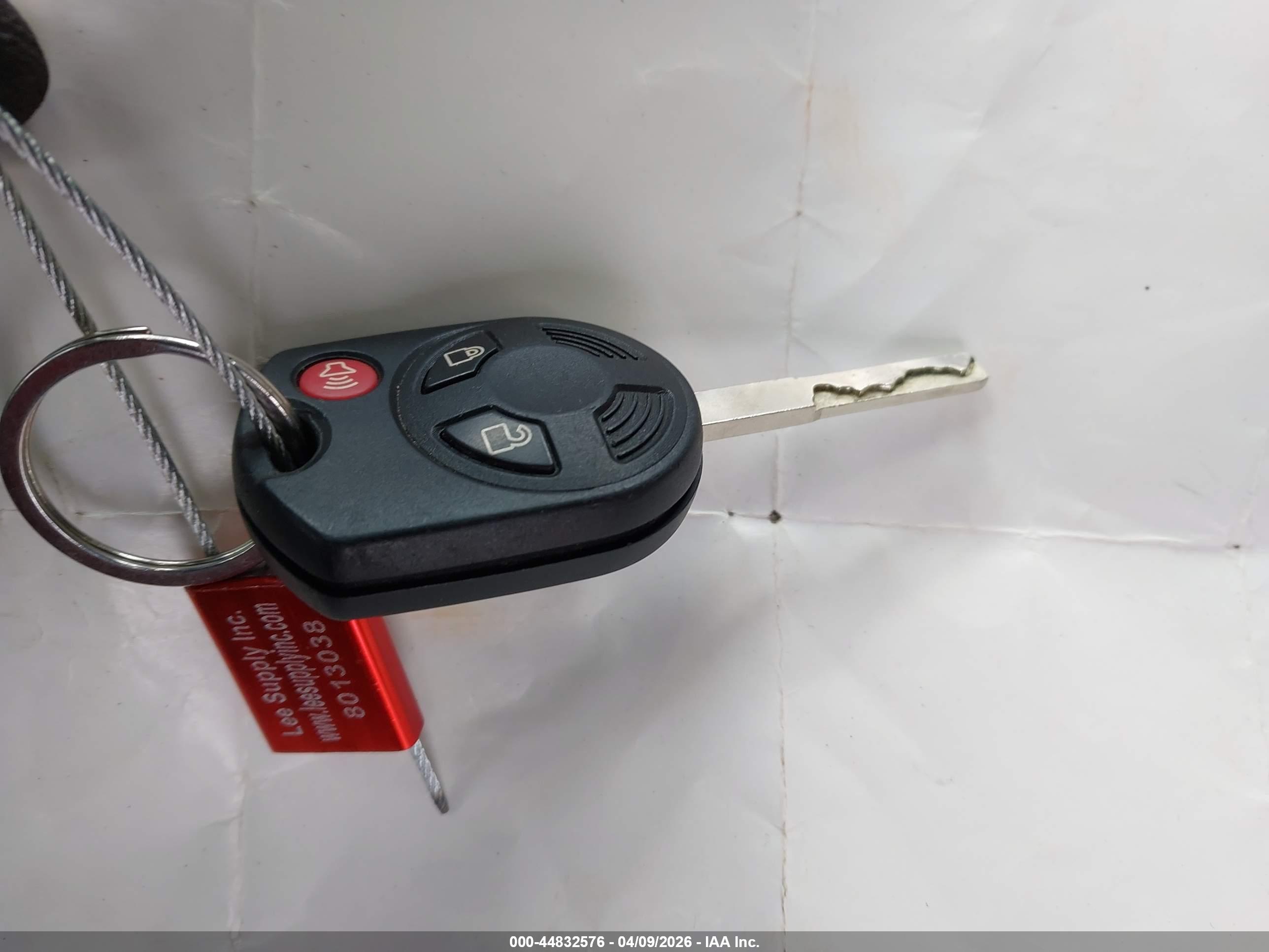 FORD ESCAPE image 11