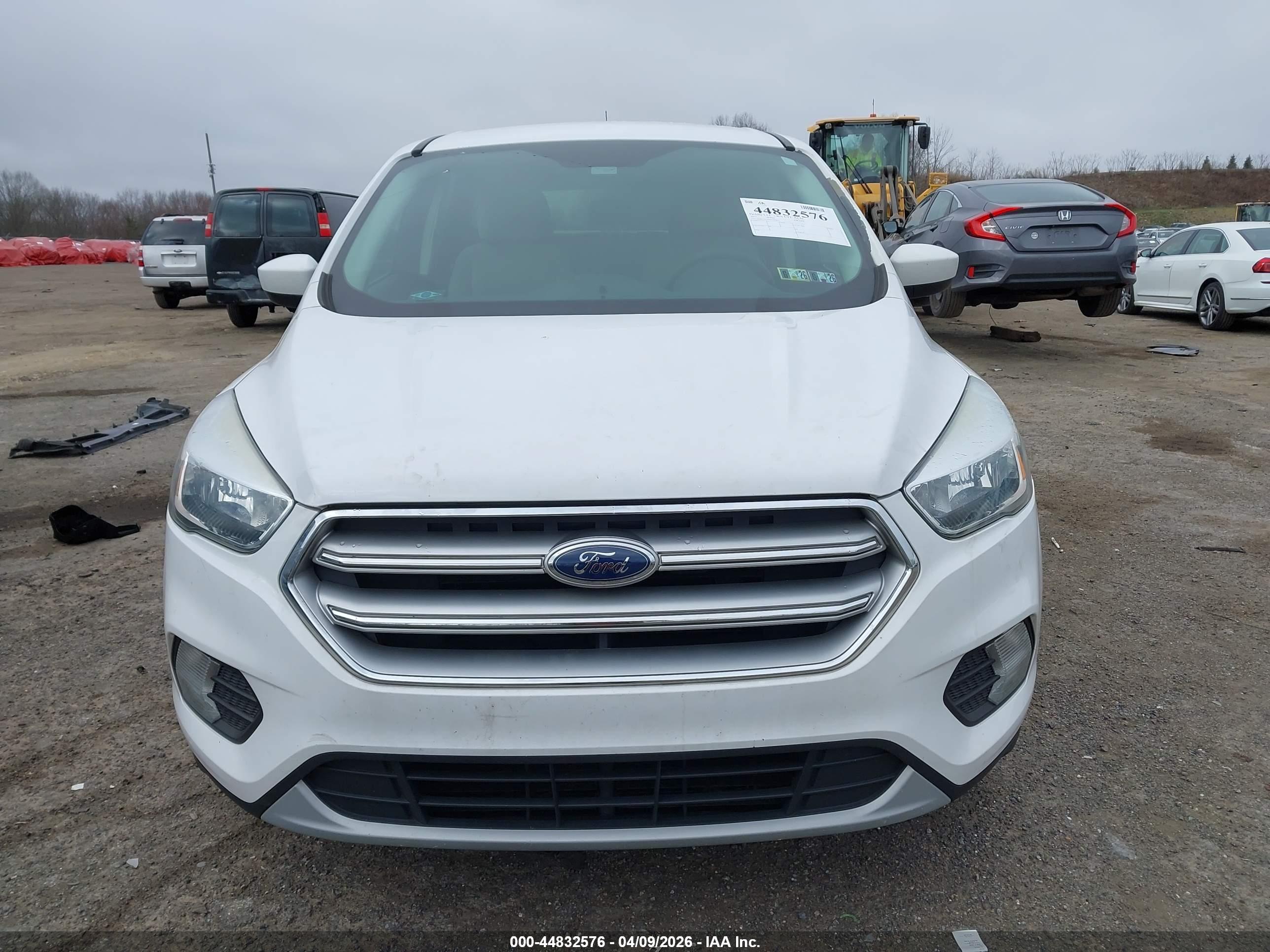 FORD ESCAPE image 6