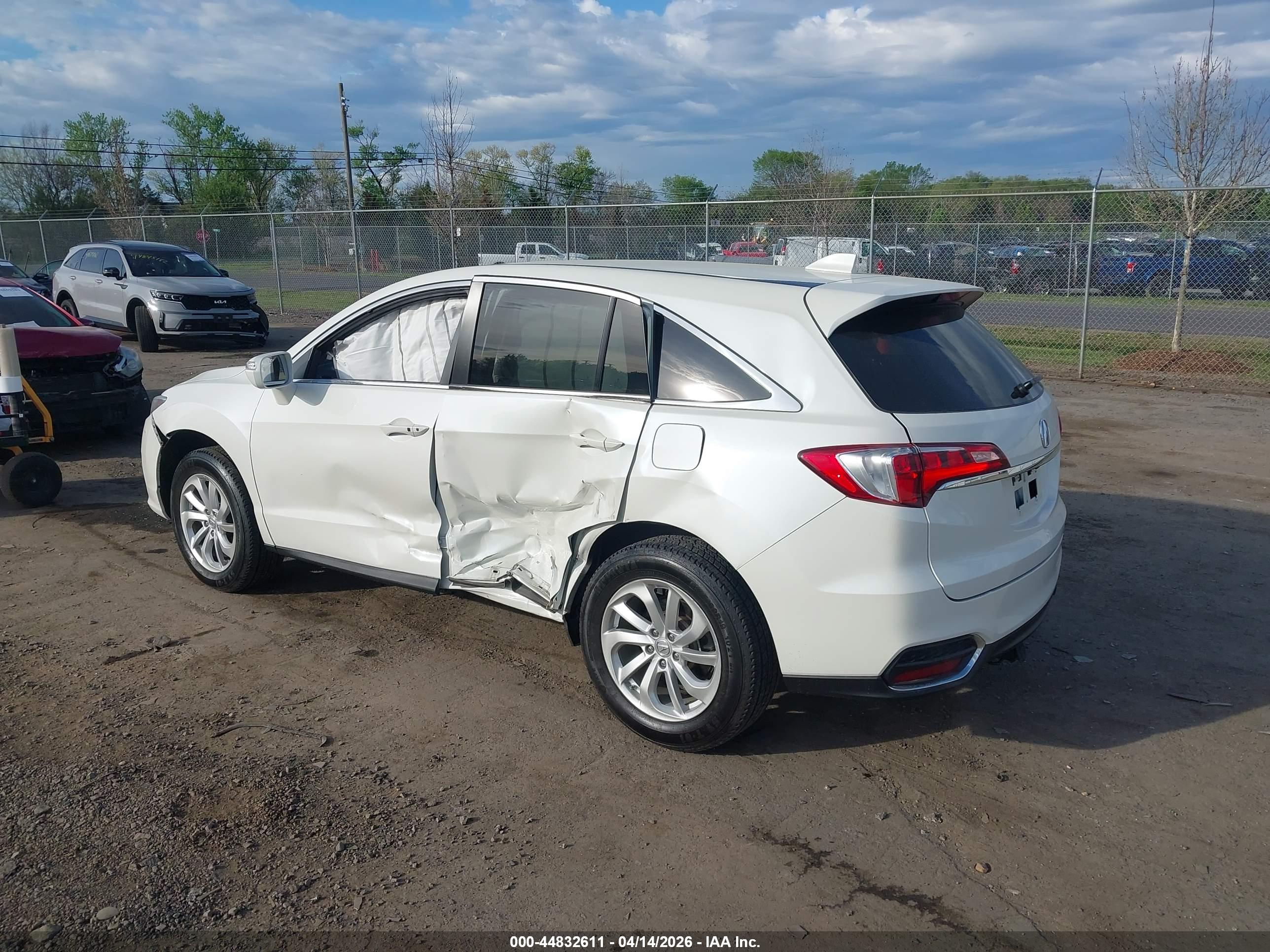 ACURA RDX image 3