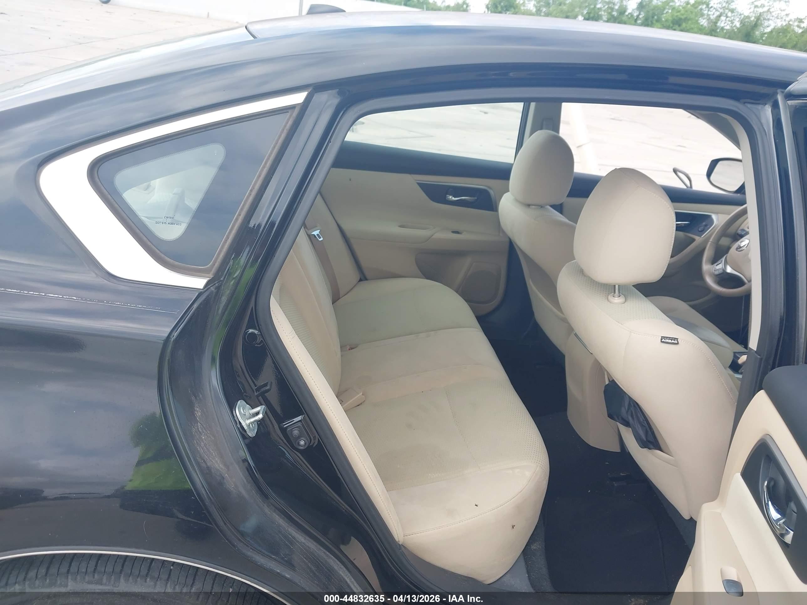 NISSAN ALTIMA image 8