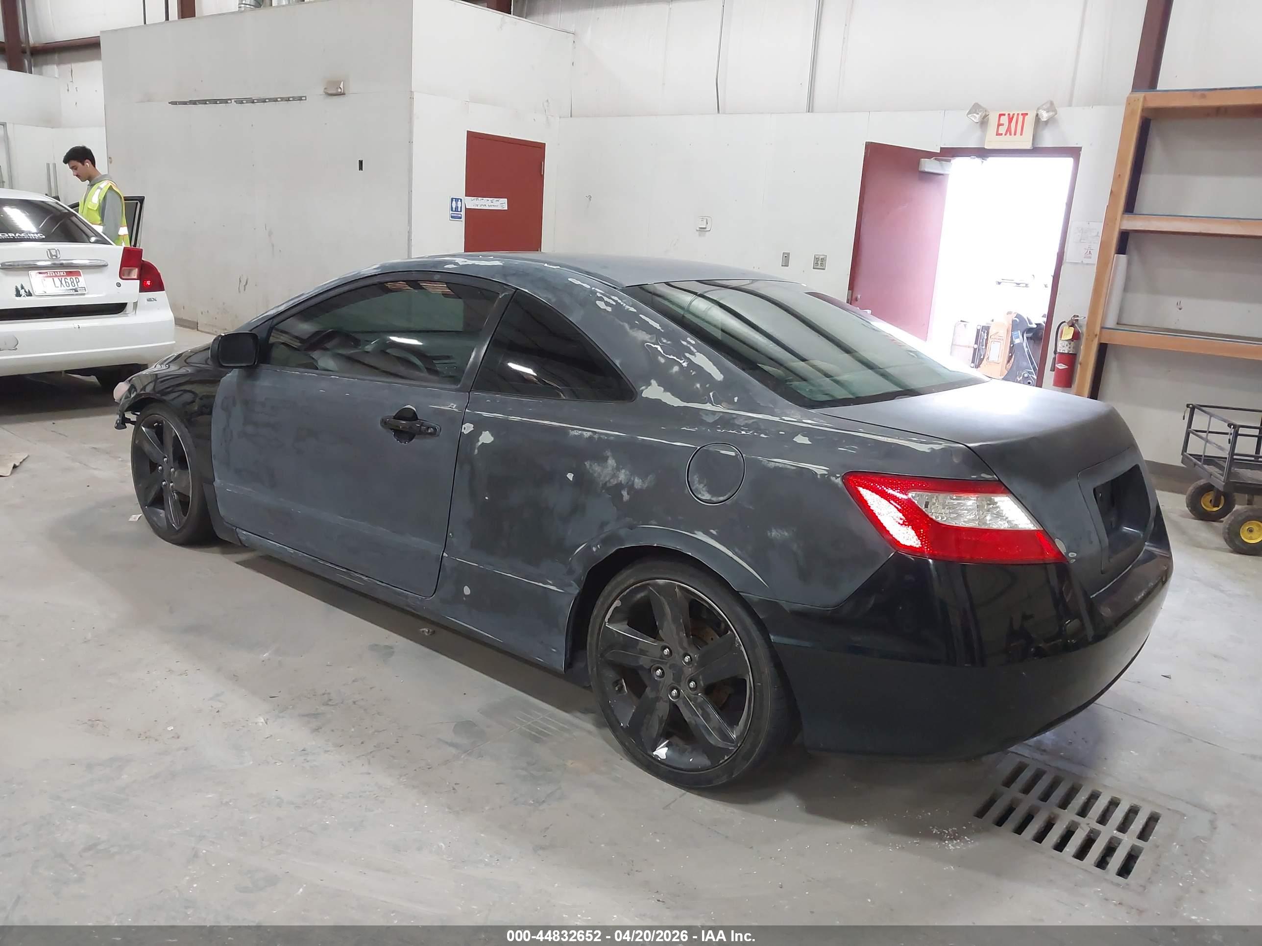 HONDA CIVIC image 3