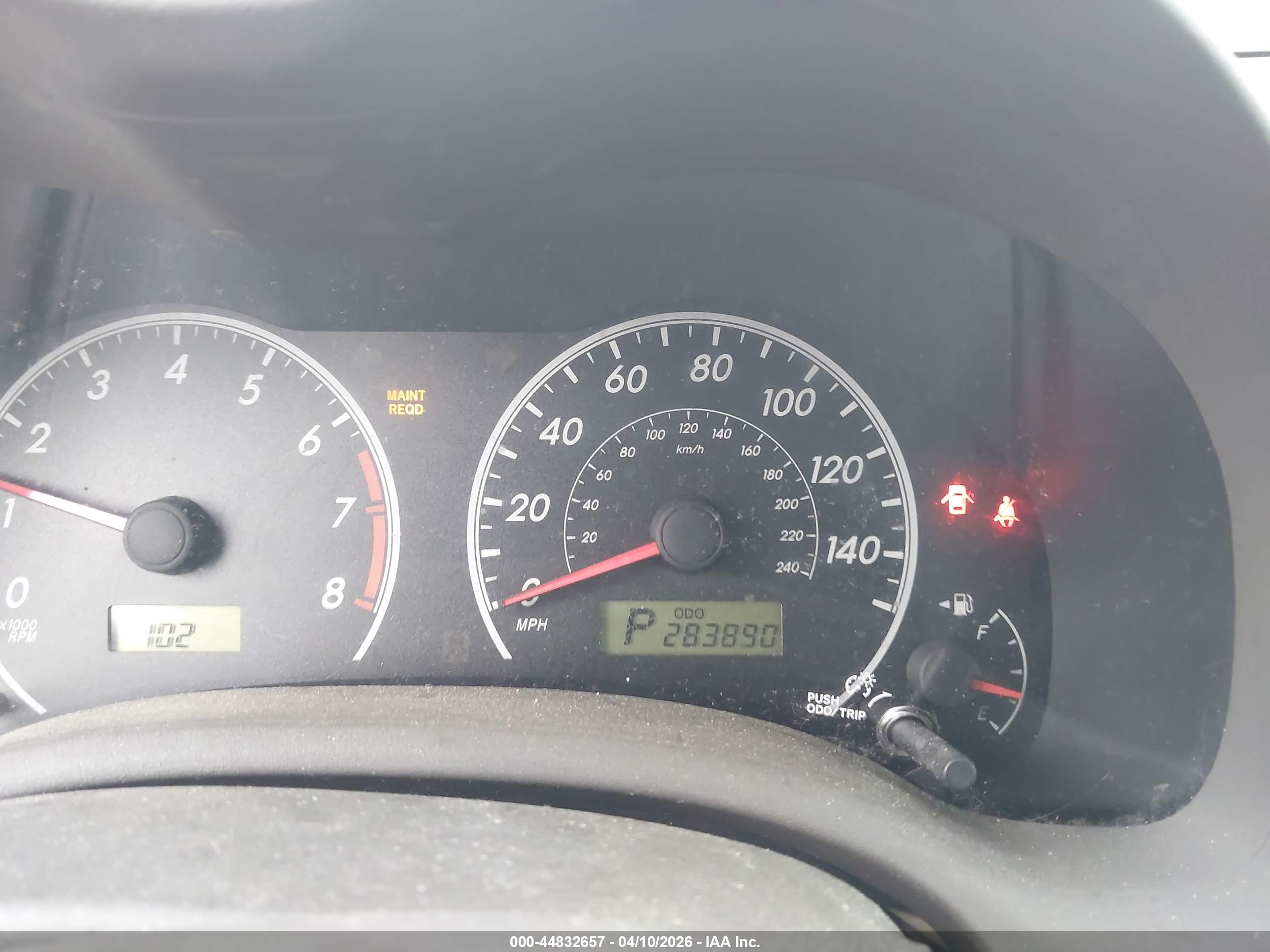 TOYOTA COROLLA image 7