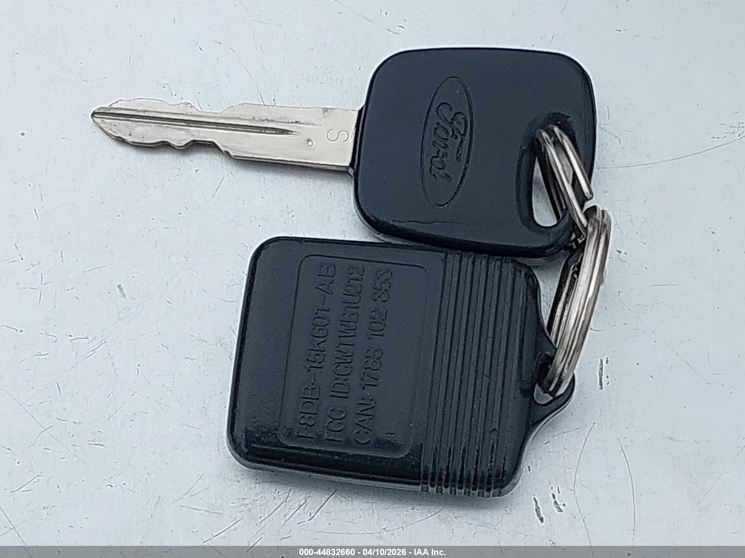 FORD EXPLORER image 11