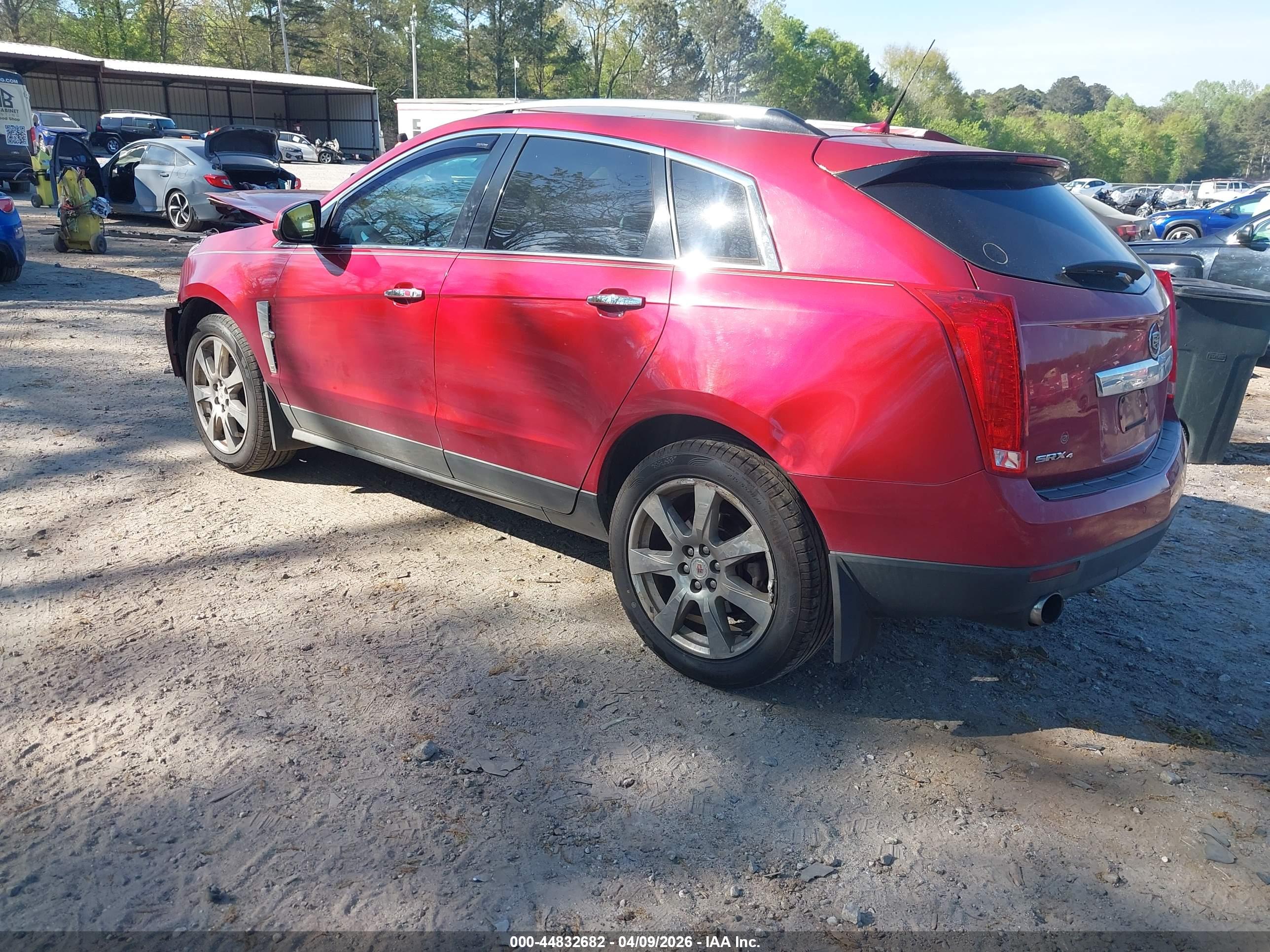 CADILLAC SRX image 3