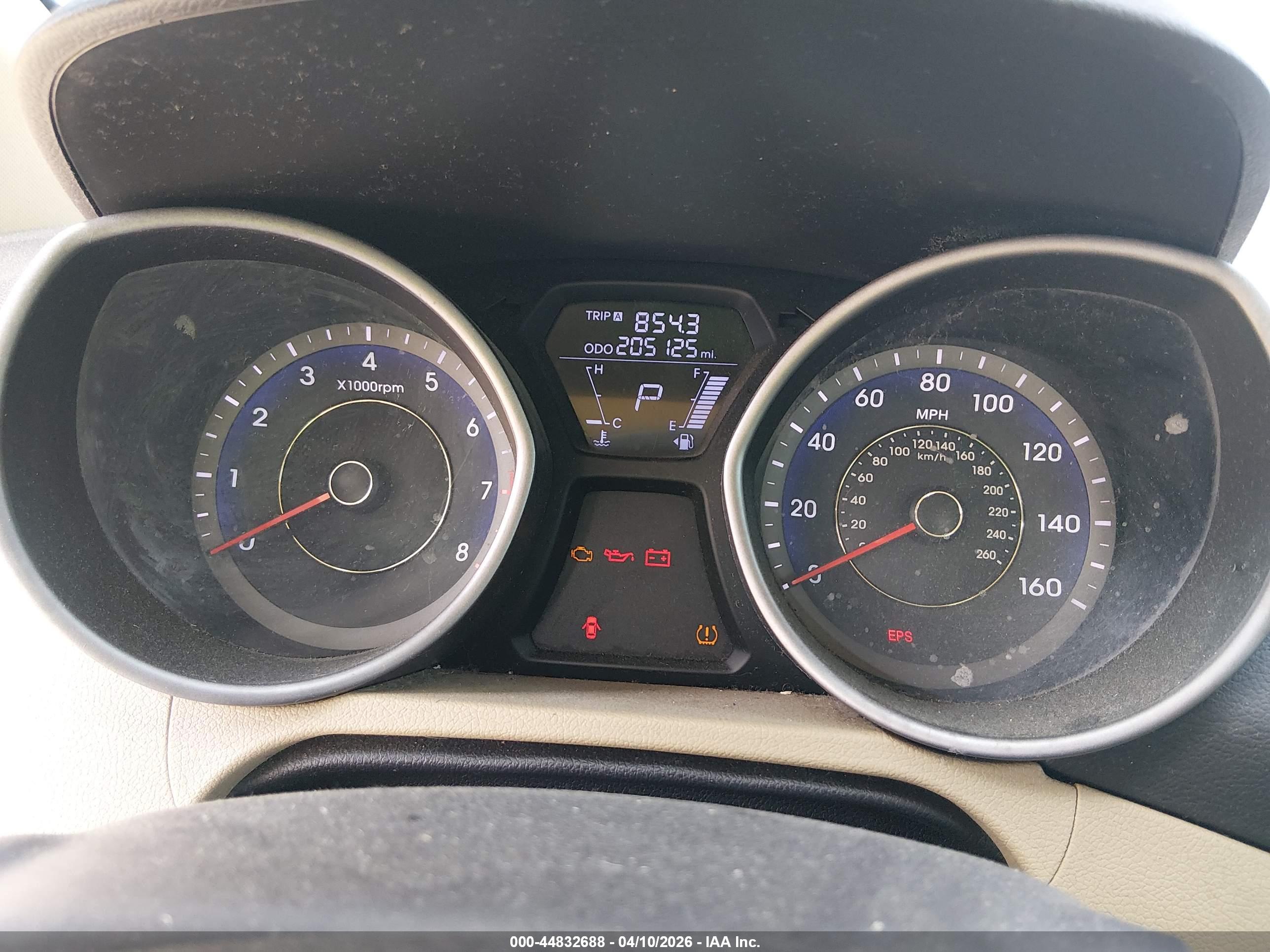 HYUNDAI ELANTRA image 7