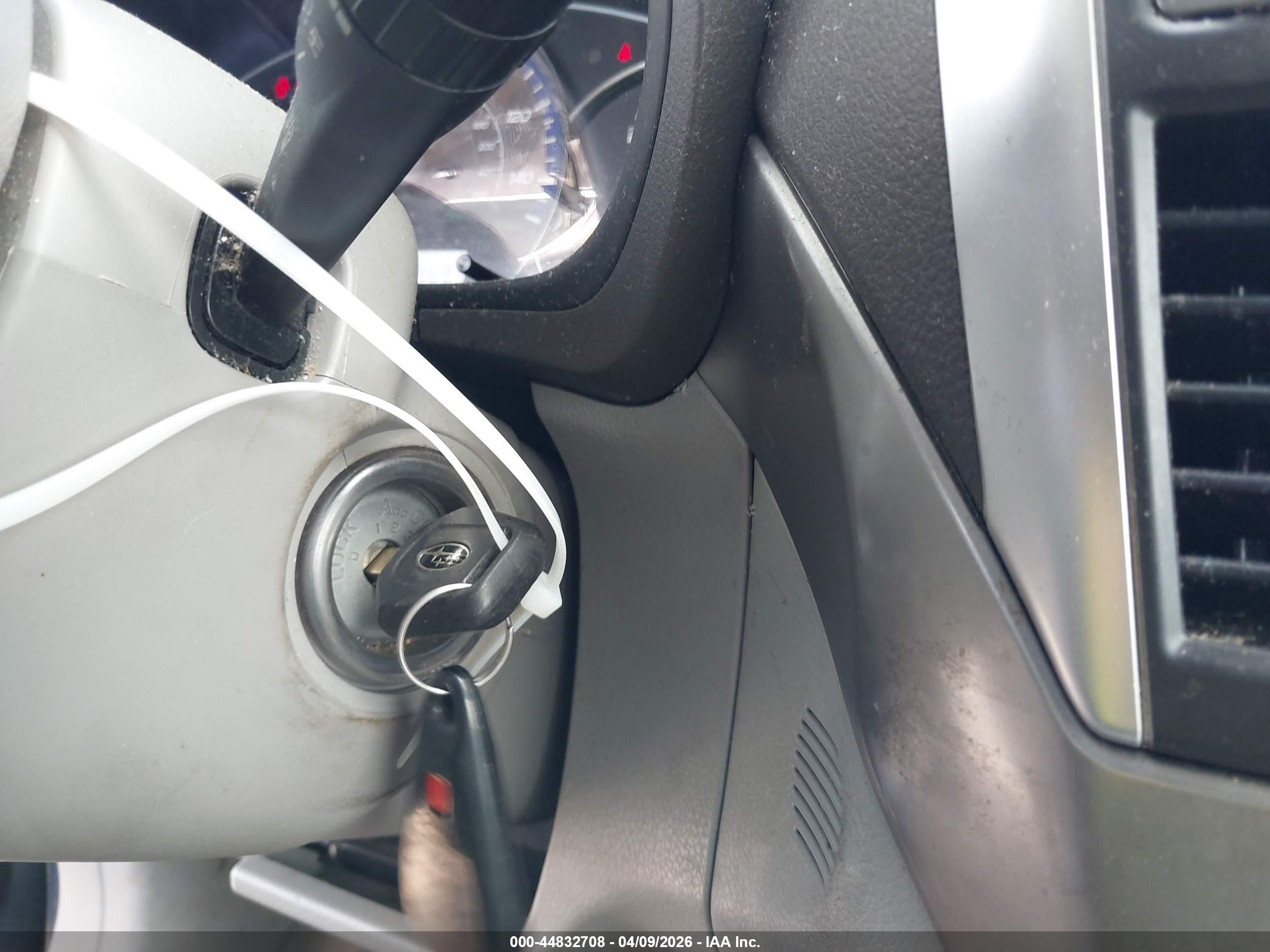 SUBARU FORESTER image 11