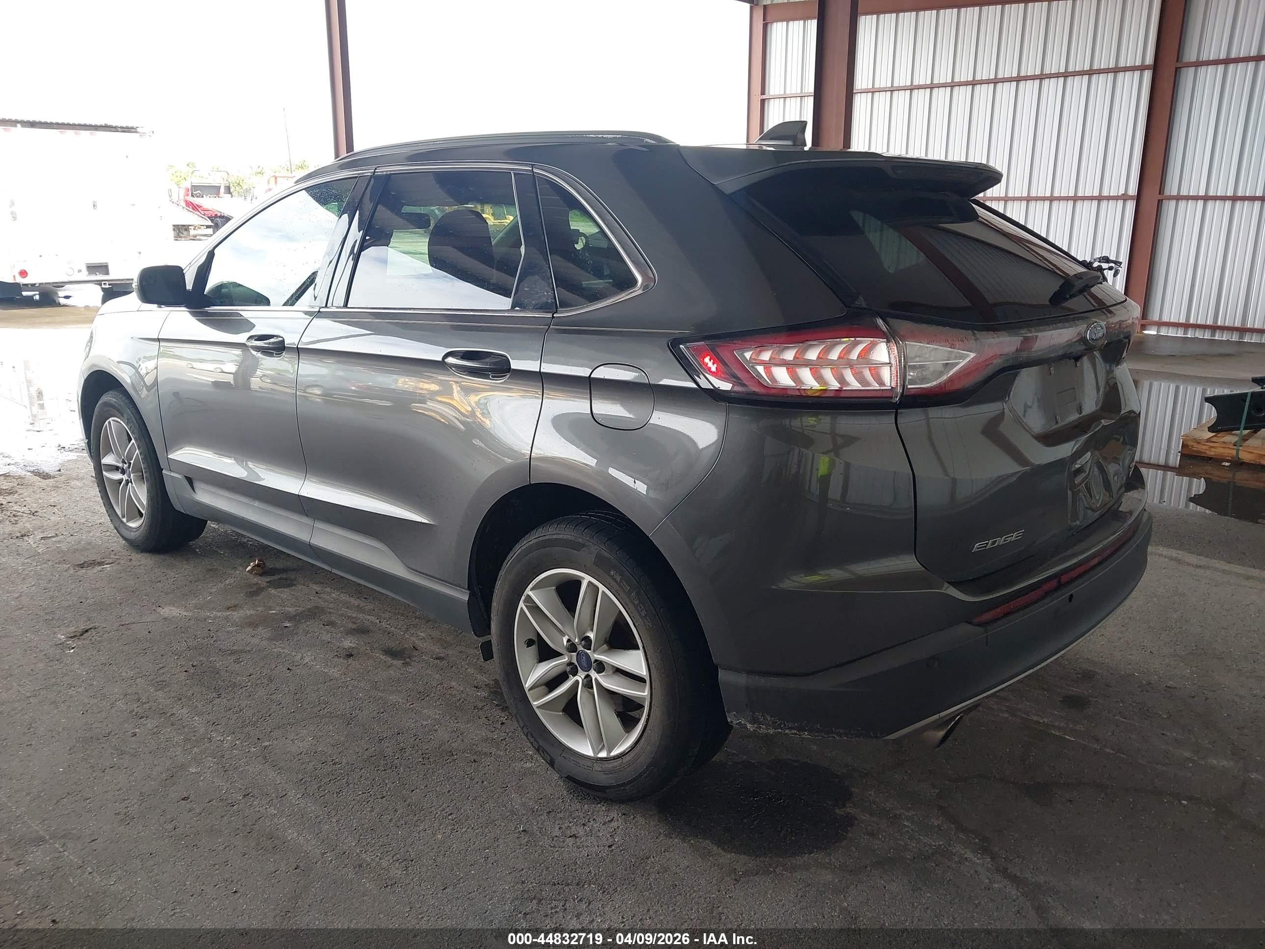 FORD EDGE image 3