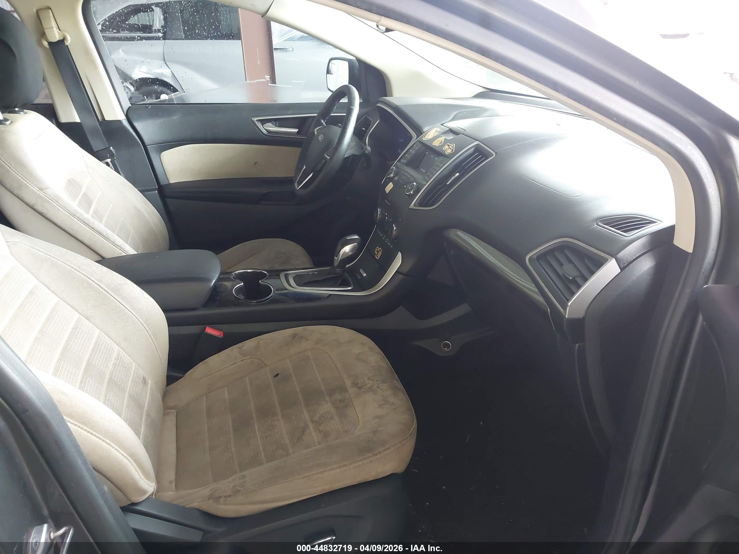 FORD EDGE image 5