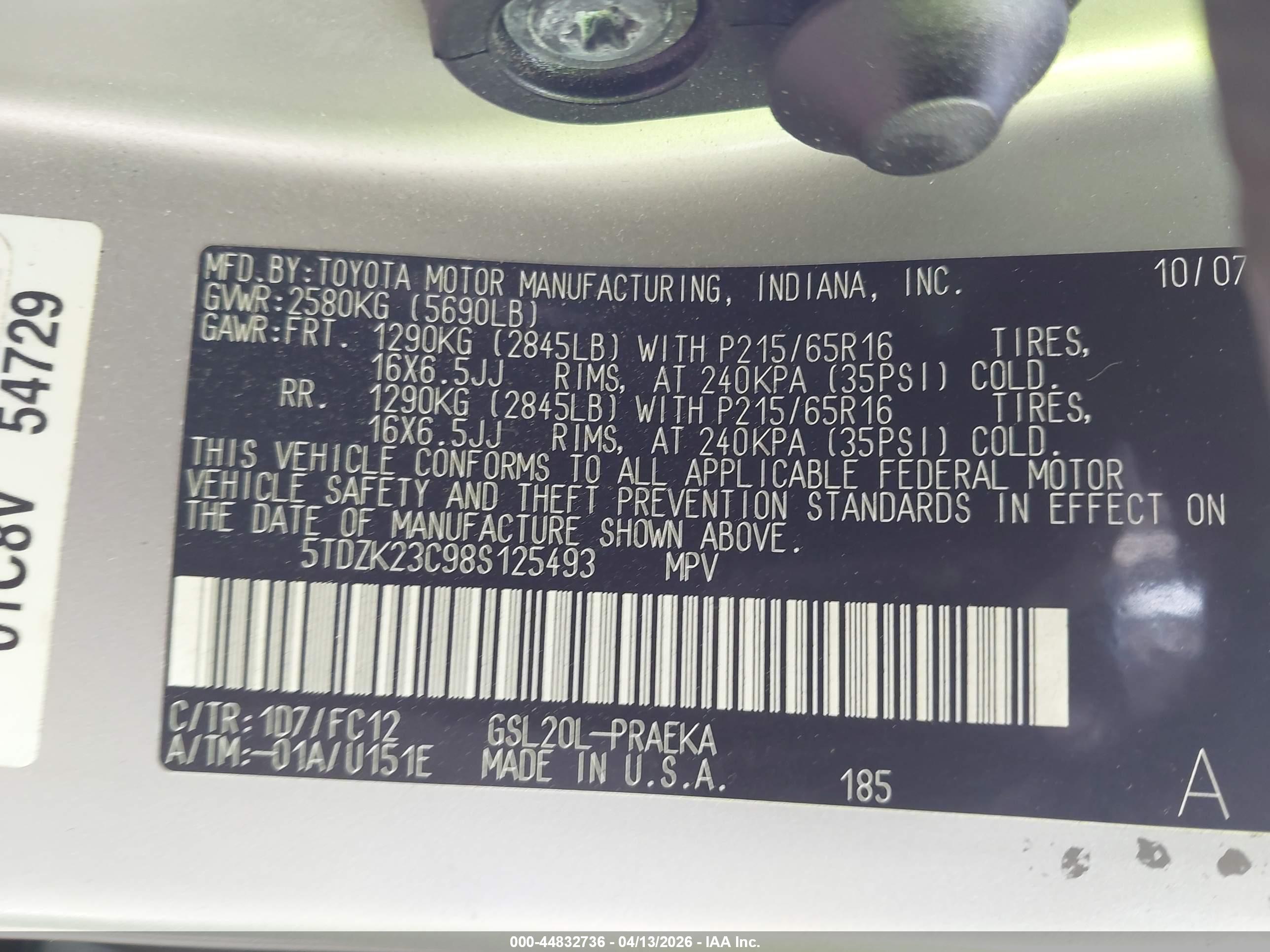 TOYOTA SIENNA image 9