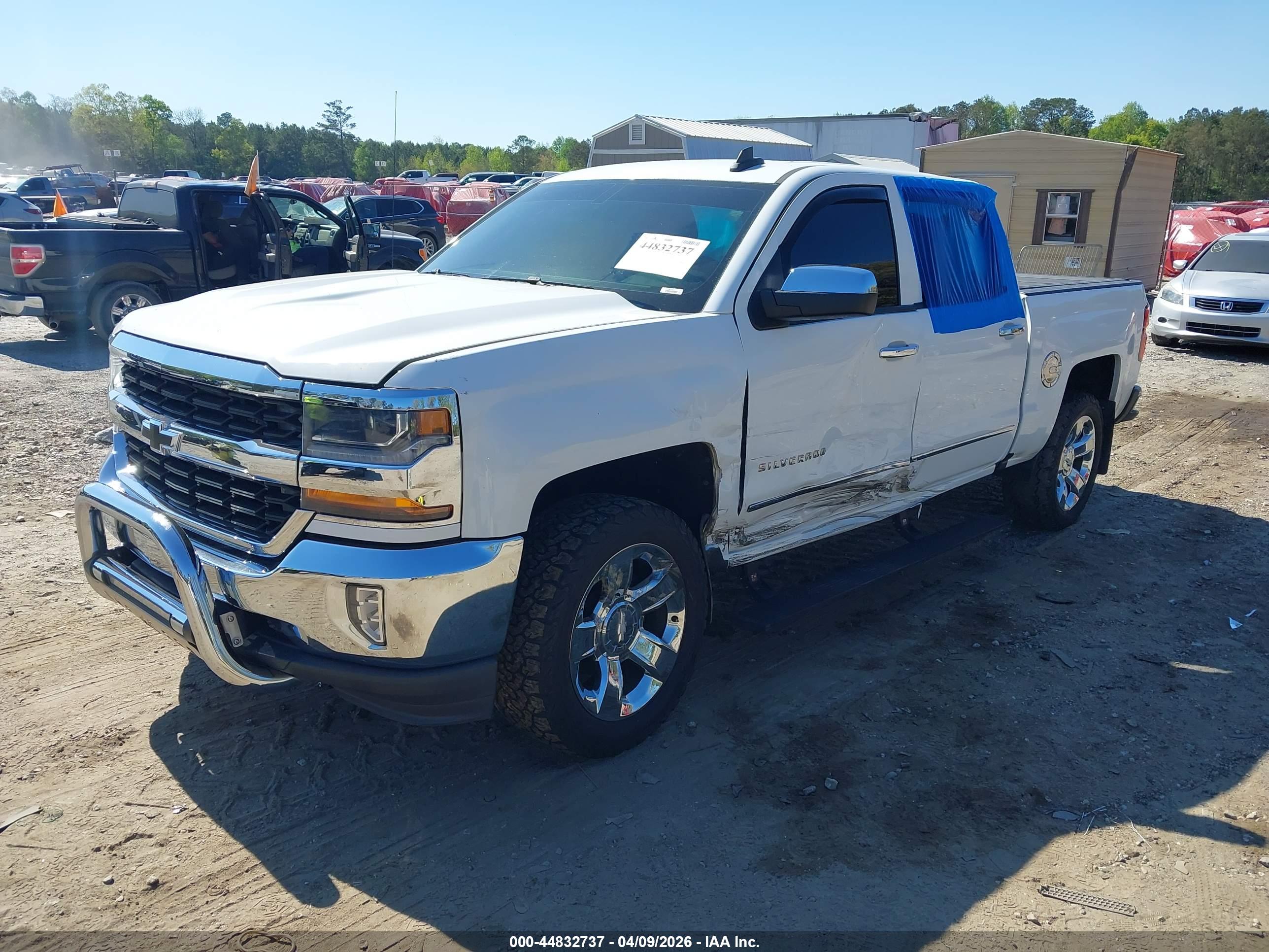 CHEVROLET SILVERADO image 2